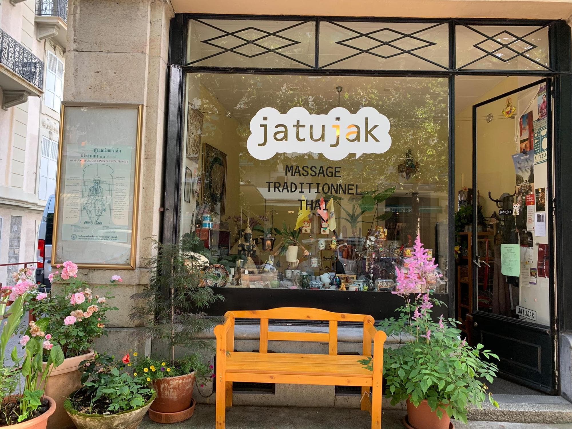 Jatujak Massage traditionnel Thaï – Thai Massage in Lausanne