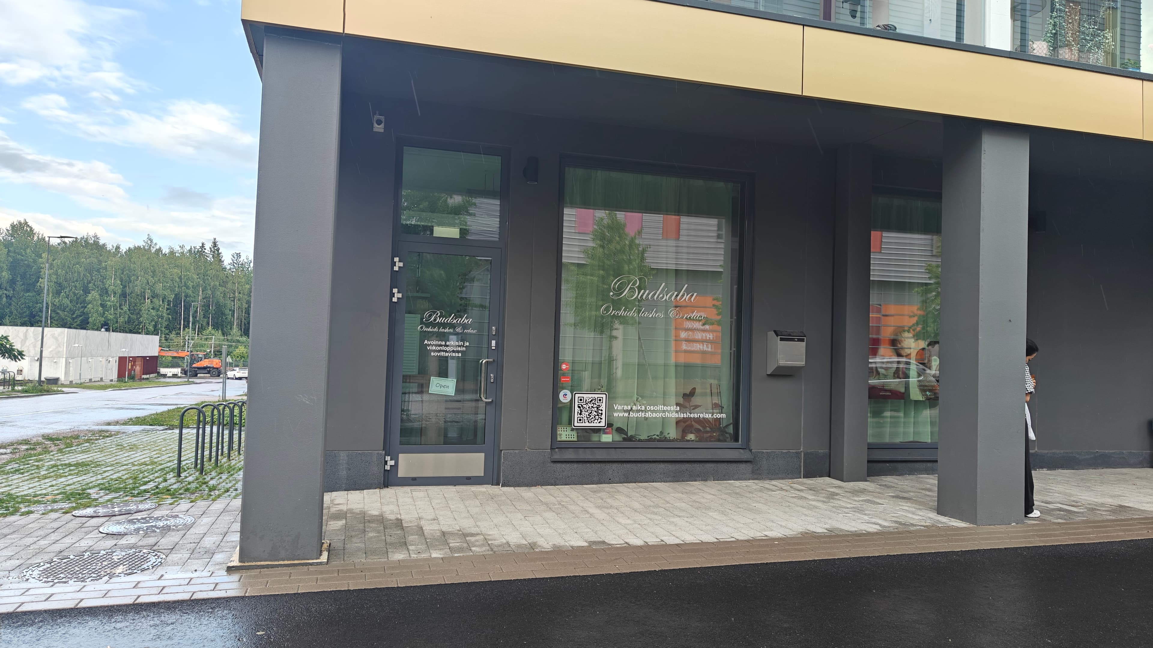 Budsaba Orchids lashes & relax – Thaihieronta in Vantaa