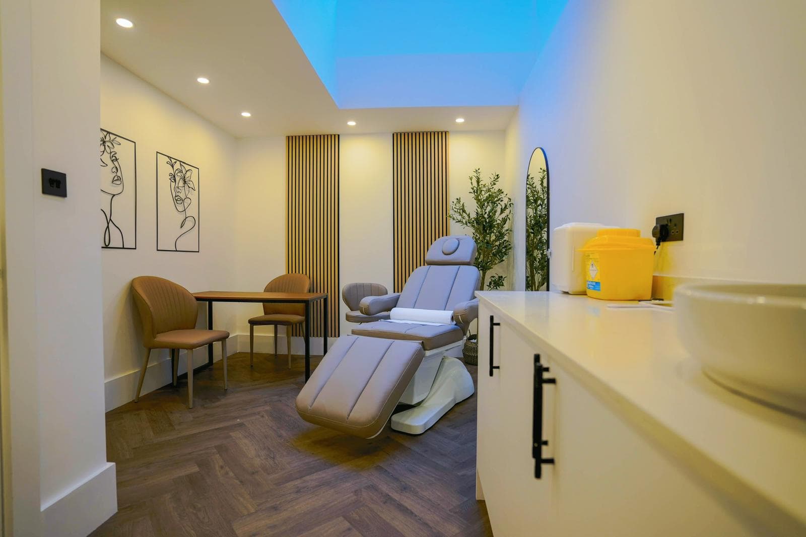 Thai Massage by Noina@ Baker street – Thai massage in London