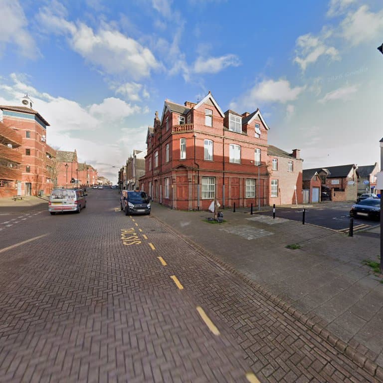 Natural Health Therapy Centre – Thai massage in Cardiff