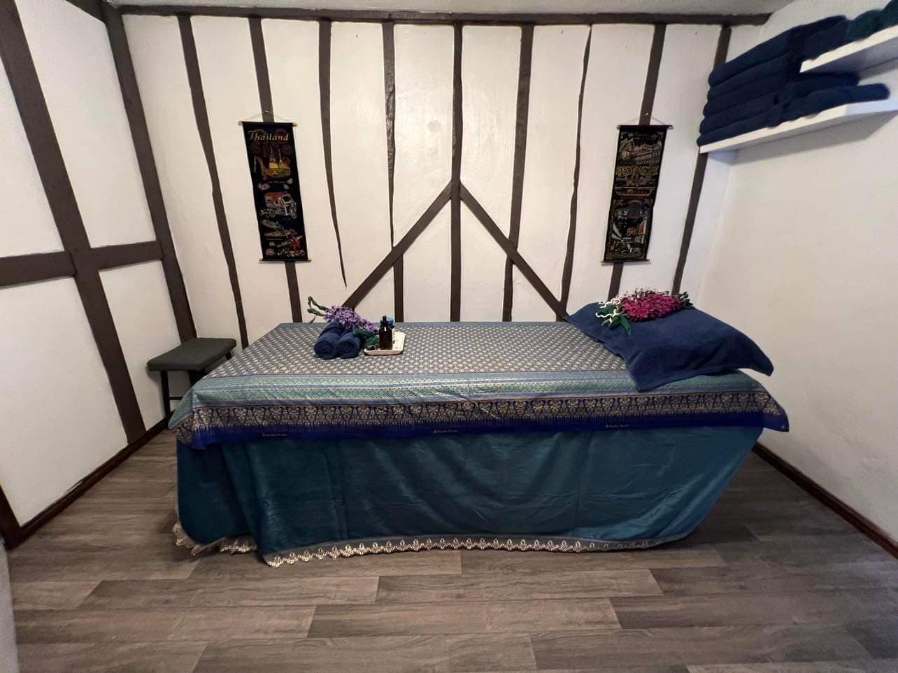 Thai massage by Piya – Thai massage in Luton