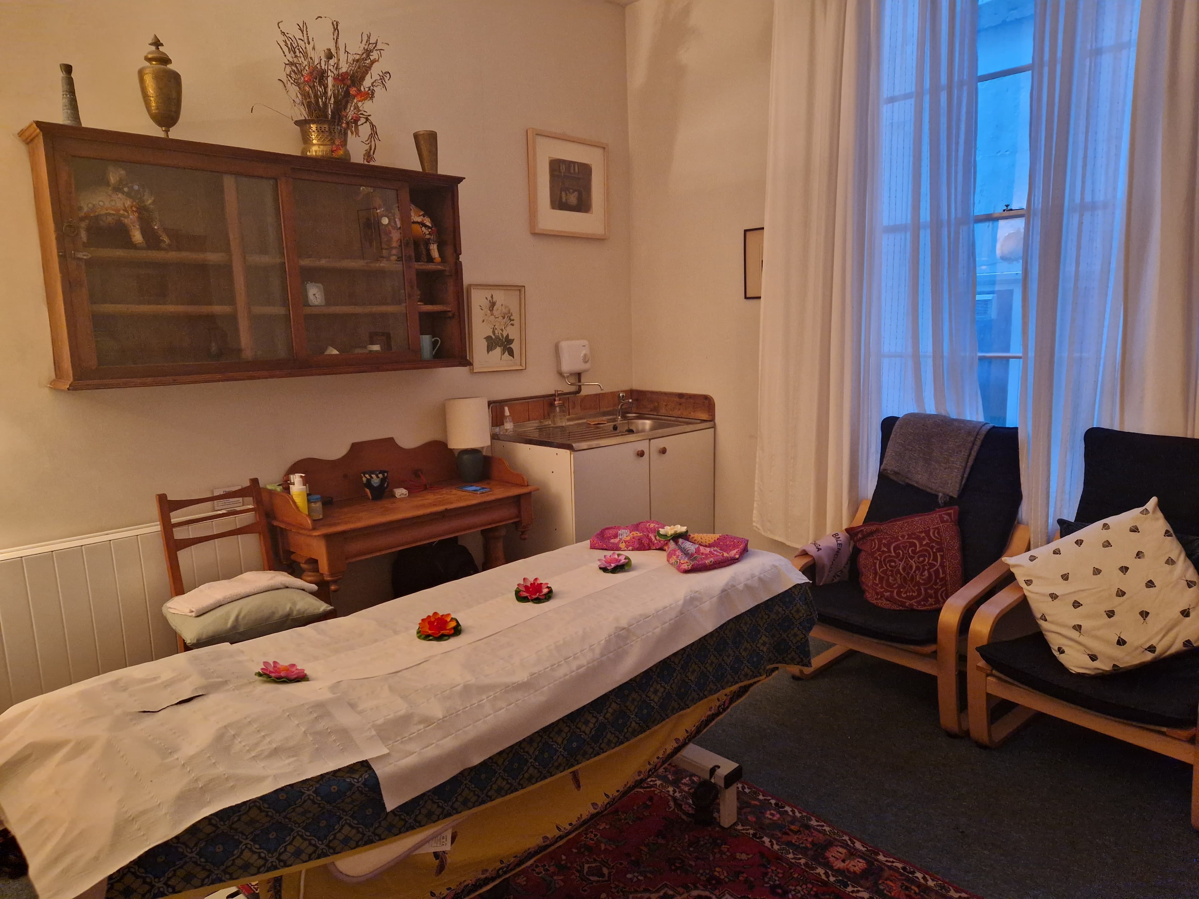 Bath spa THAI Massage Therapy – Thai massage in Bath