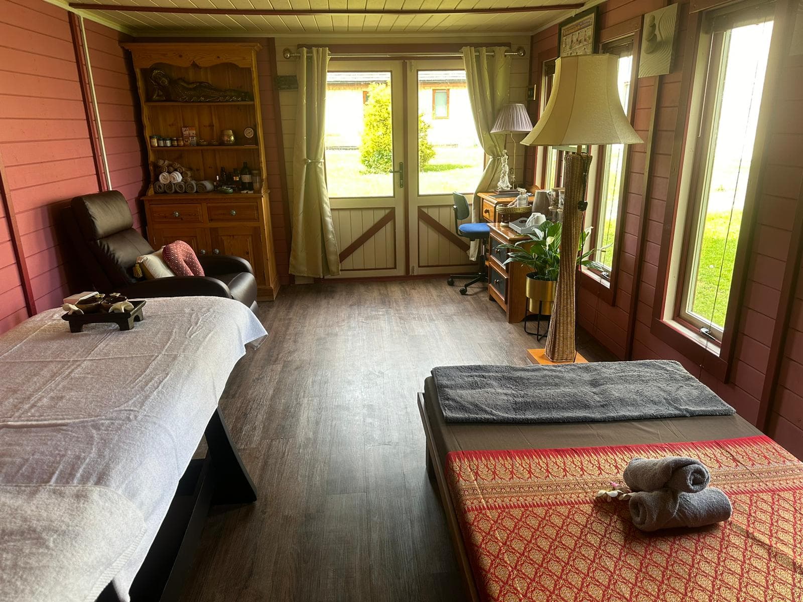 Rak Sa Traditional Thai Massage – Thai massage in Swindon