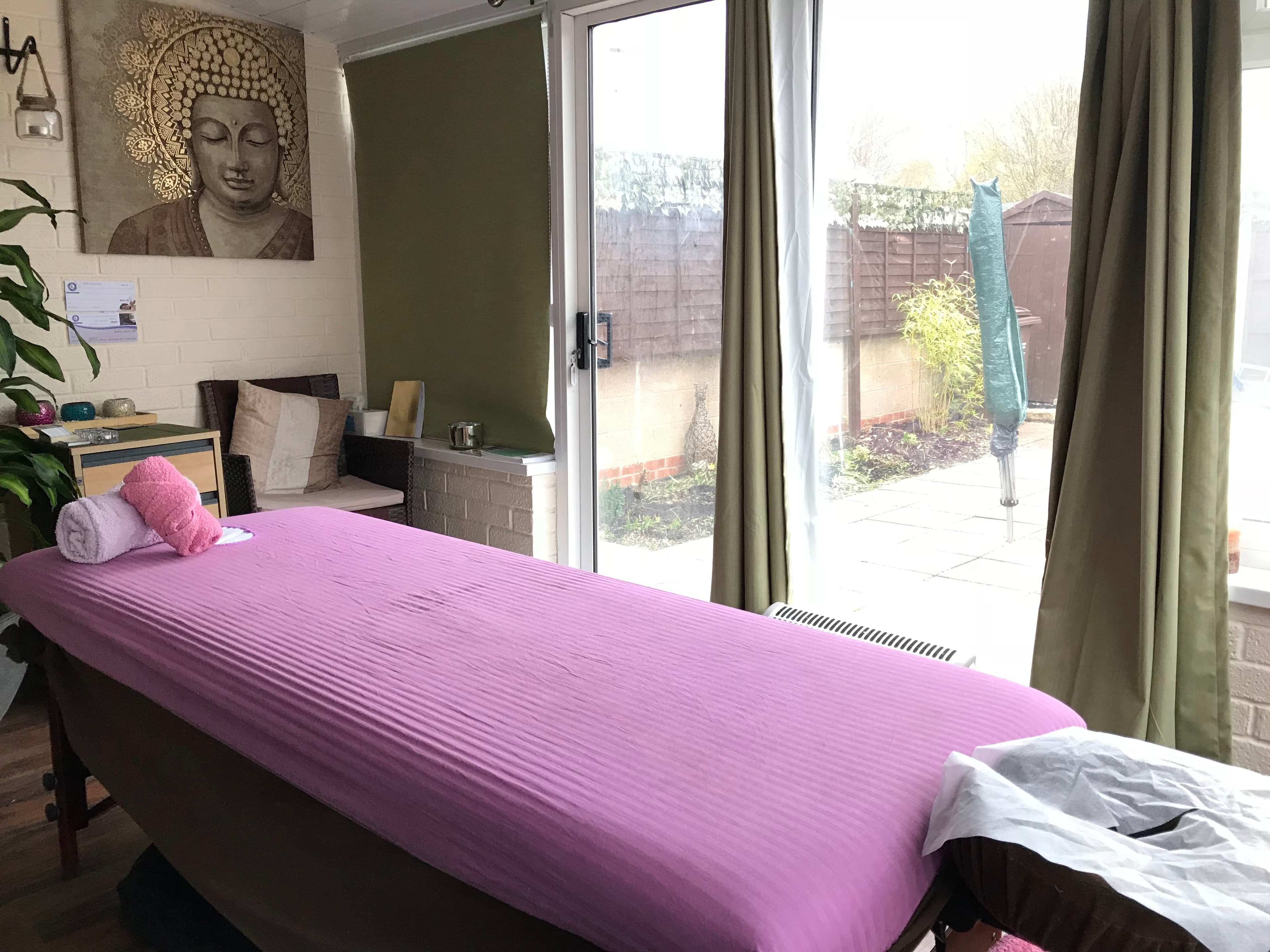 Kris Massage Therapist – Thai massage in Leicester