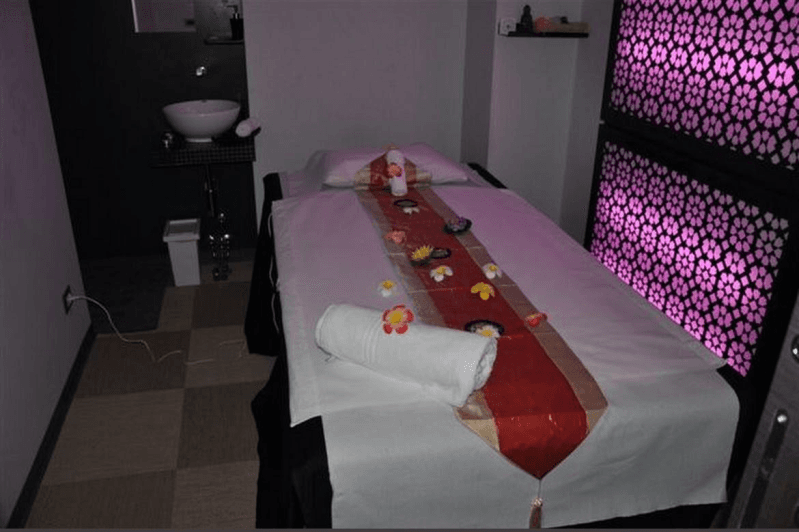 Savadi - thai massage – massaggio thai in Rome