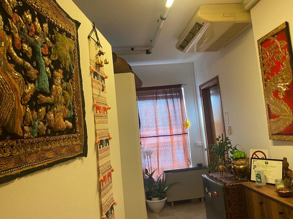 Foto 2 di Massaggio Thai Nakara' studio massaggi
