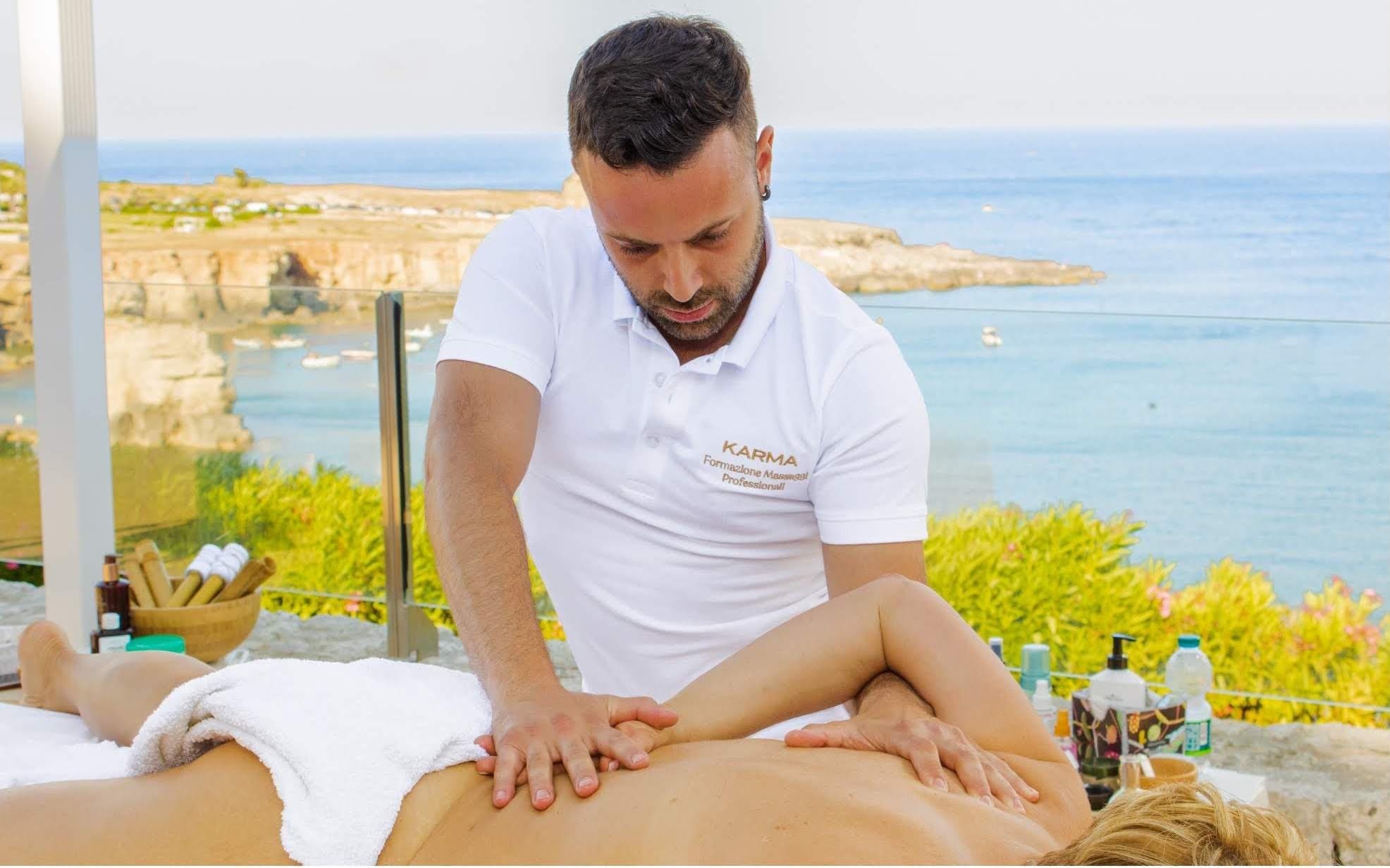 Foto 2 di Karma - Formazione Massaggi Professionali