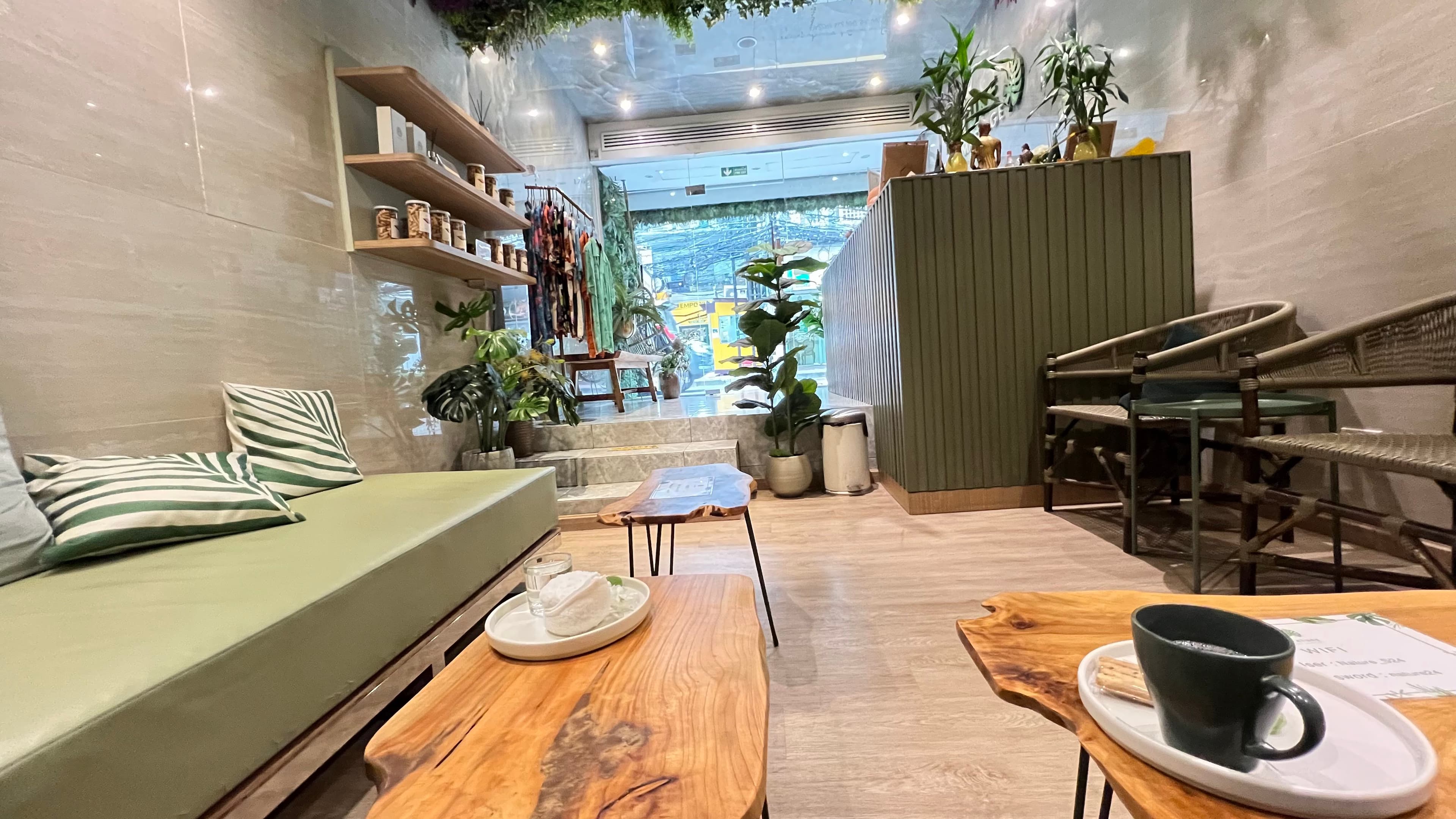 Nature Thai Massage Soi 24 – นวดแผนไทย in Bangkok