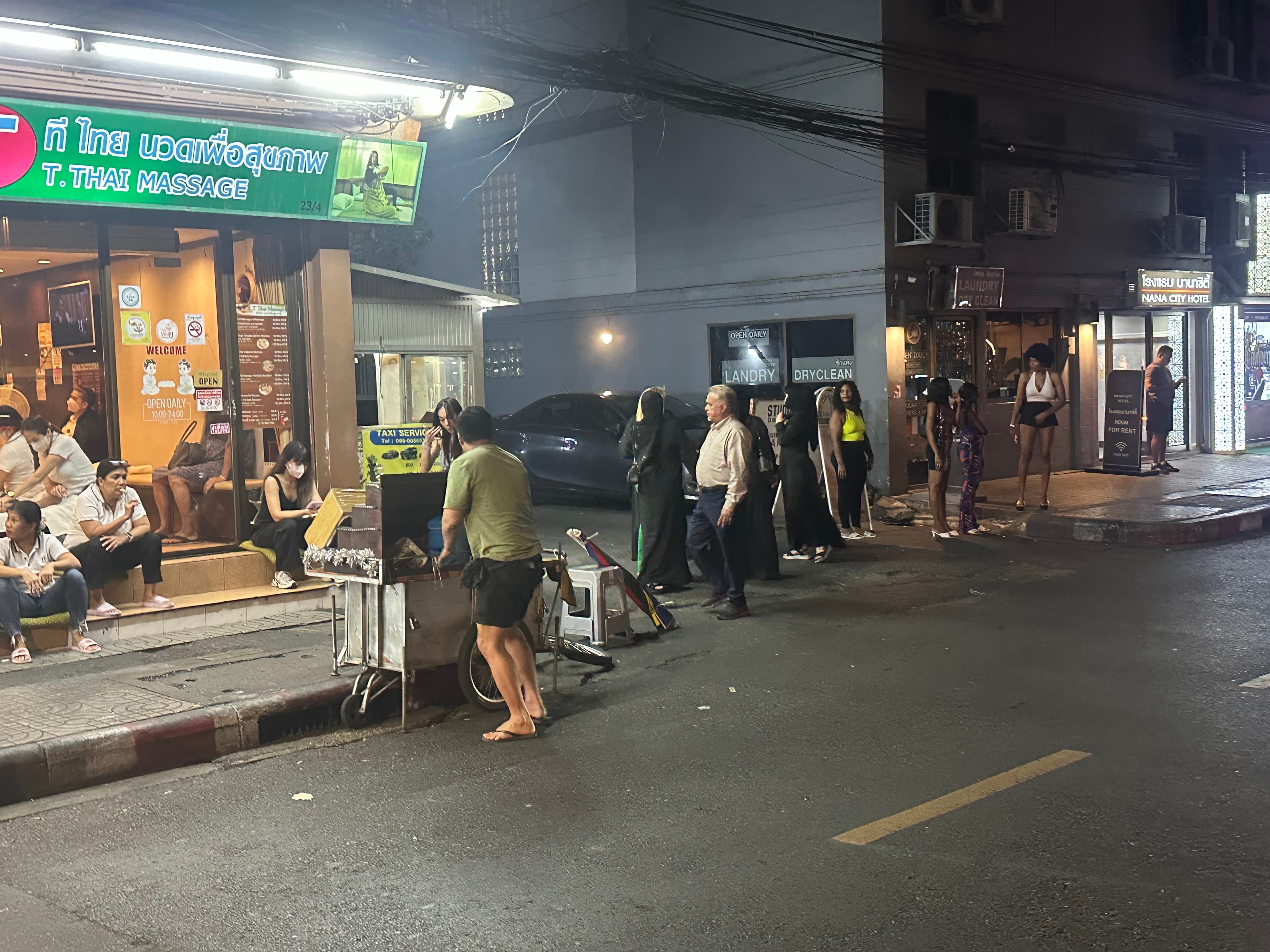 ภาพ 3 ของ T. Thai massage