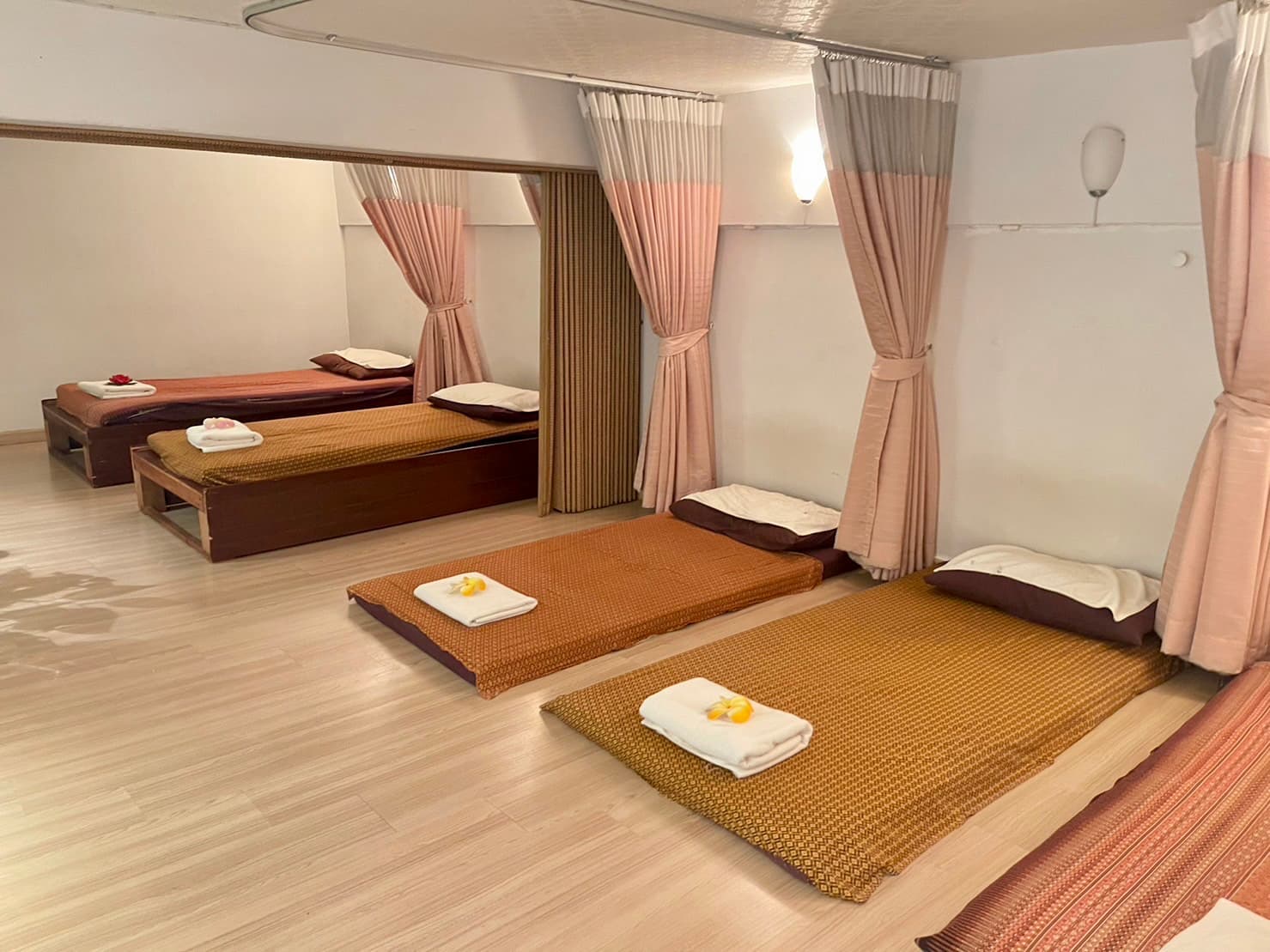 Relax THAI Massage 3 – นวดแผนไทย in Bangkok