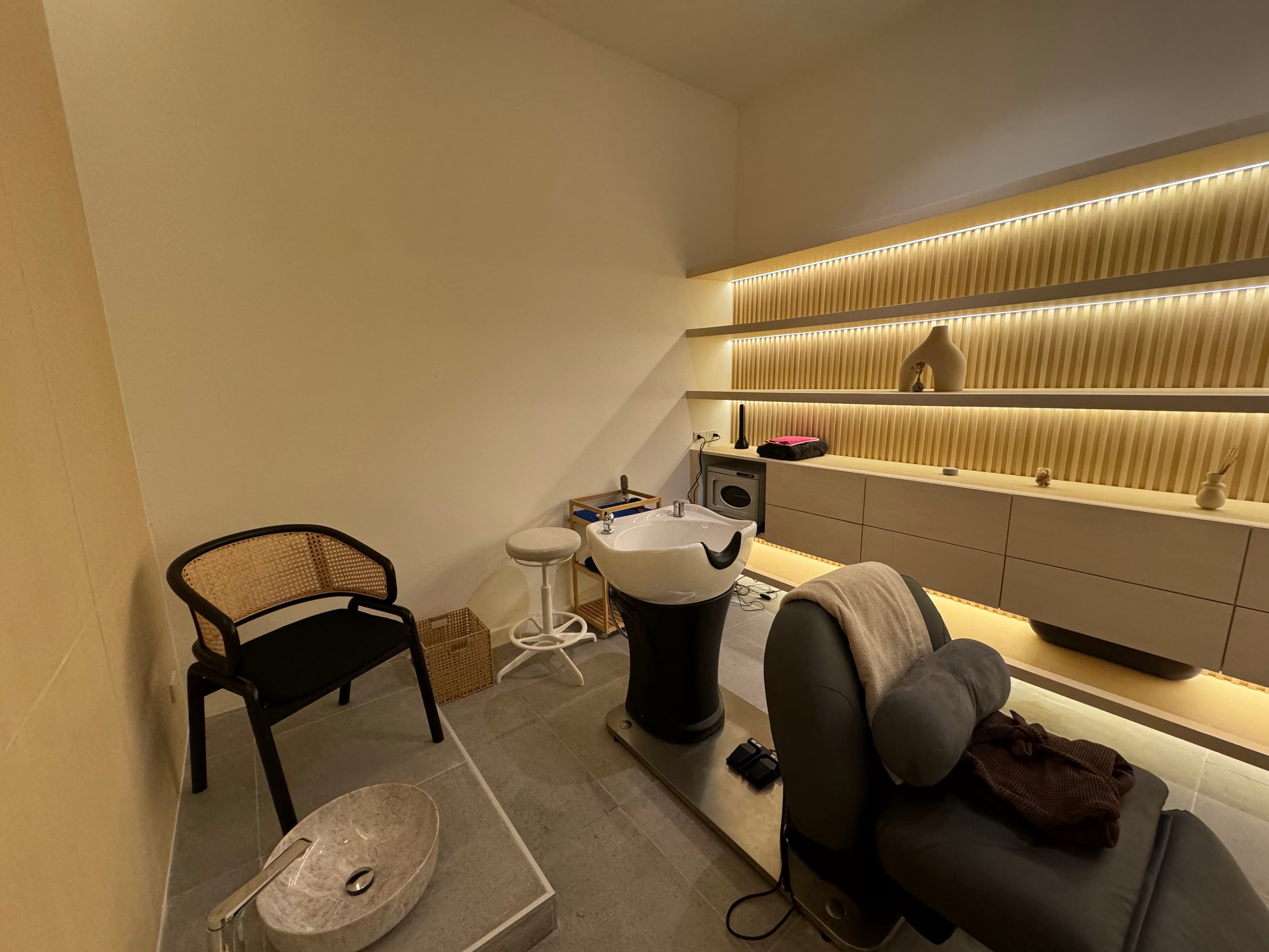 ภาพ 3 ของ Head Onsen Thailand [ Head spa therapy ]