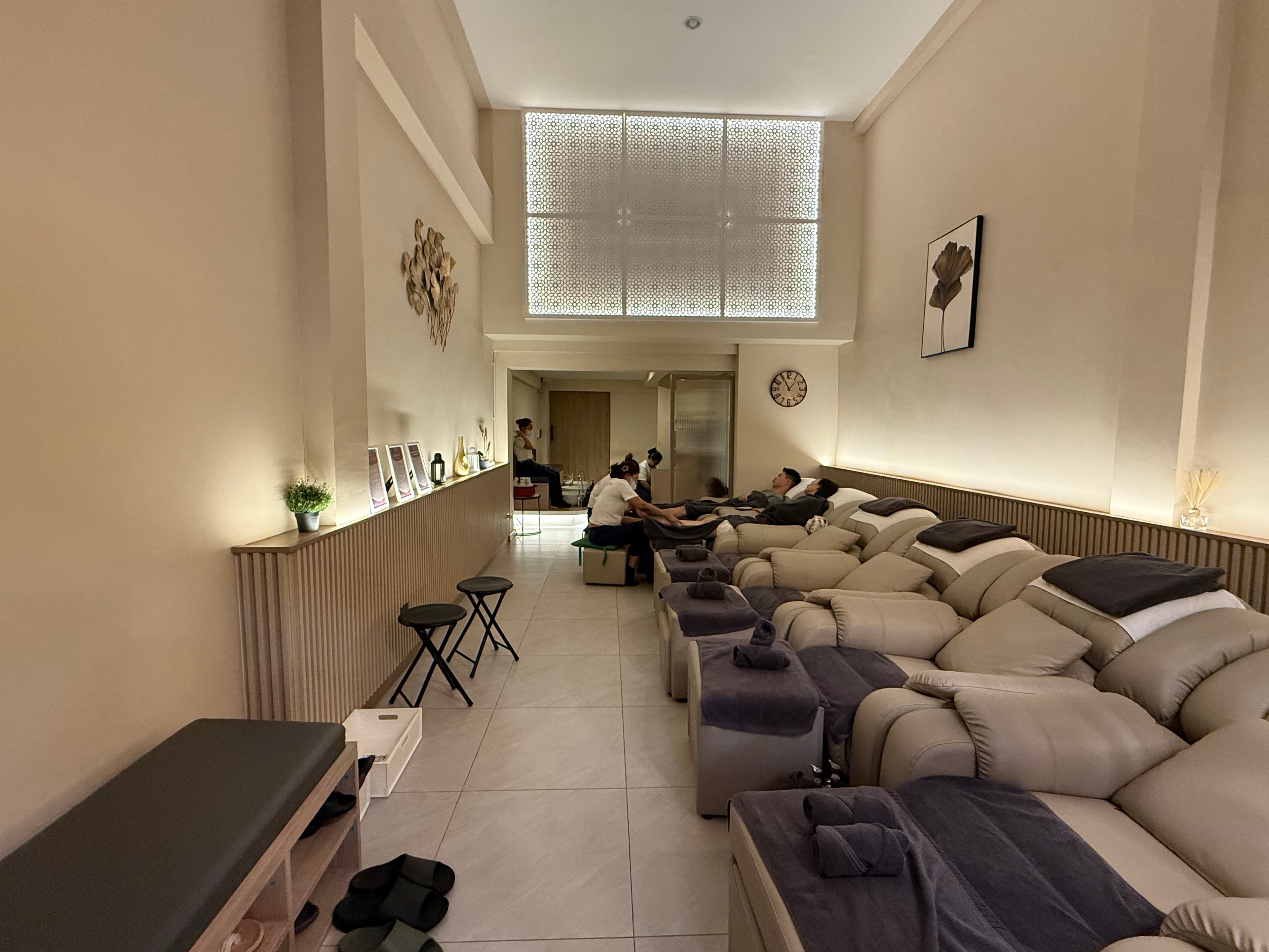 Pradara Thai Massage ICONSIAM – นวดแผนไทย in Bangkok