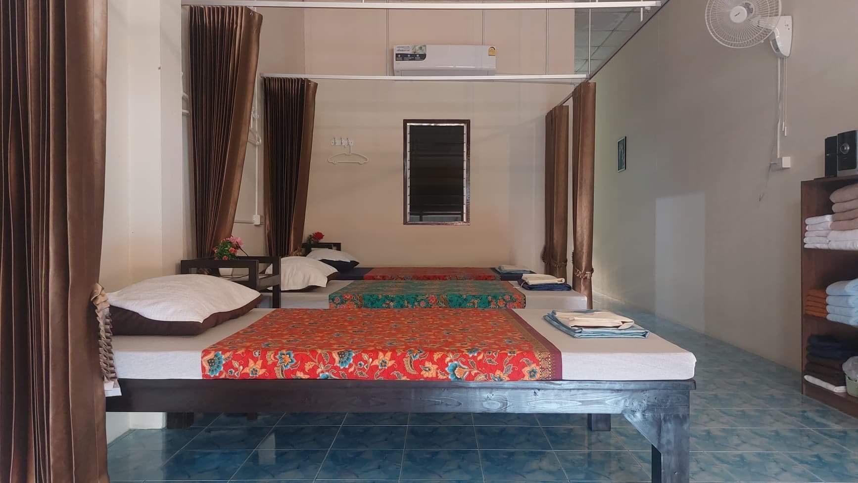 ภาพ 3 ของ ร้อยหัตถา นวดเพื่อสุขภาพ : Thai Massage