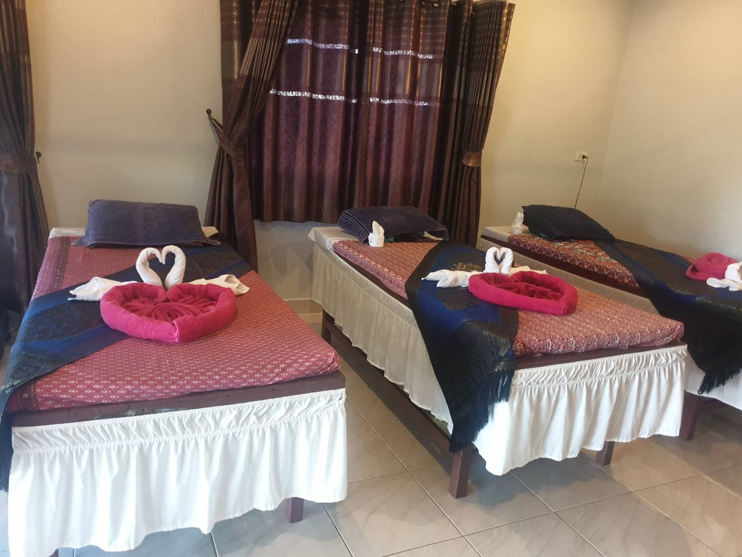 Aum's Authentic Thai Massage Rawai, Phuket – นวดแผนไทย in Phuket