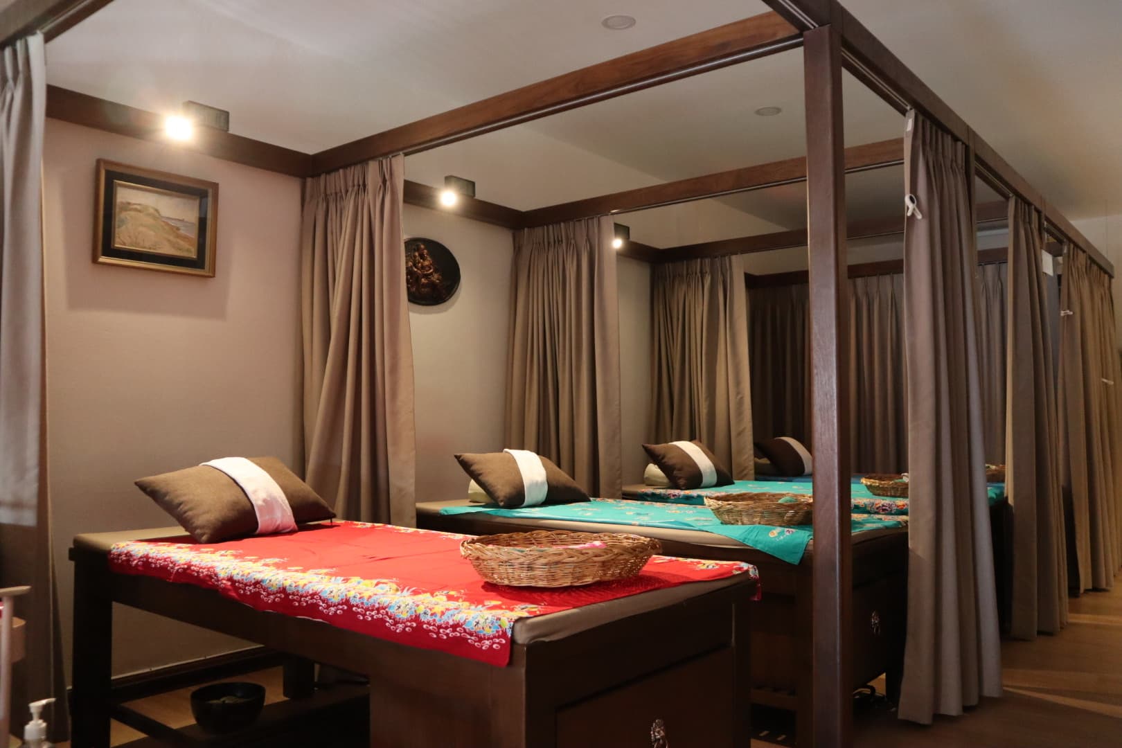 ภาพ 2 ของ CHADA Thai Massage phuket