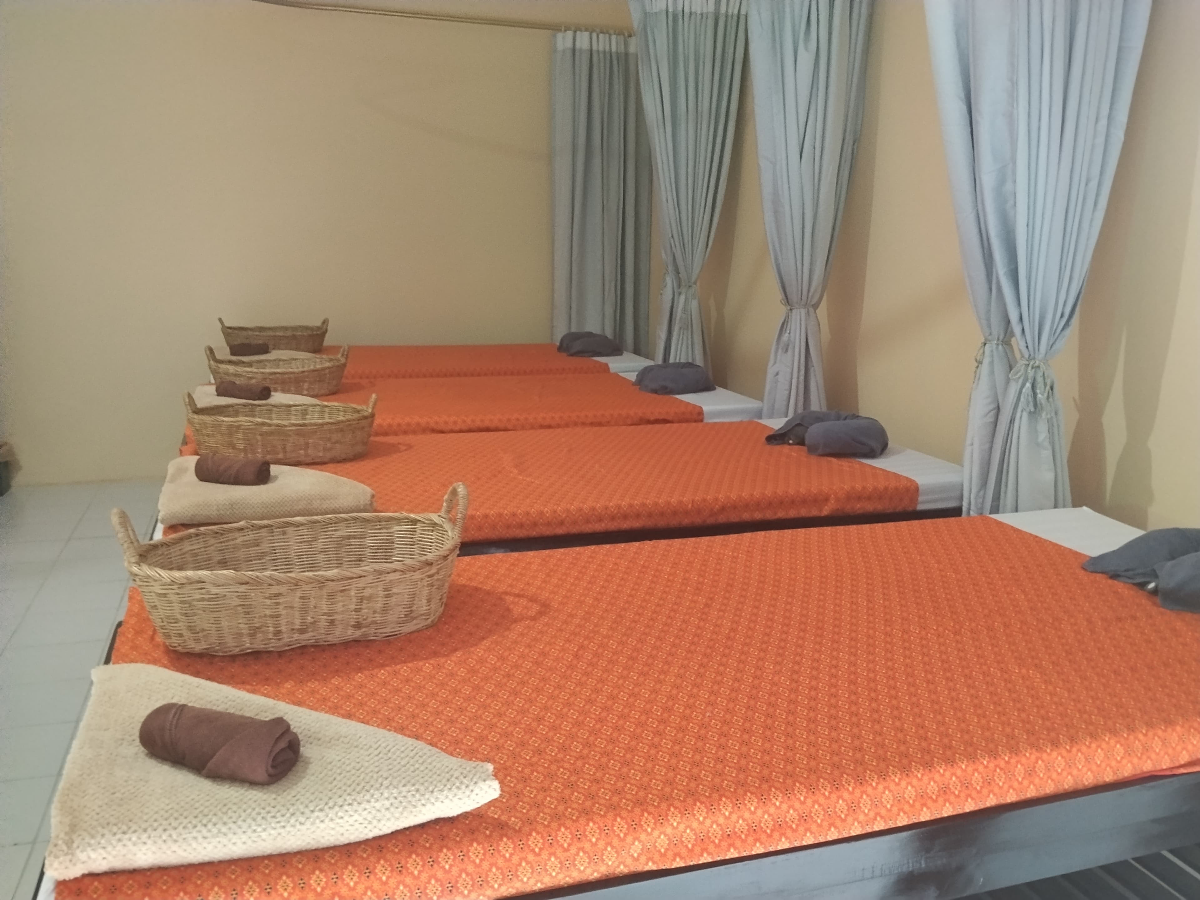 ภาพ 2 ของ Danaya massage waxing
