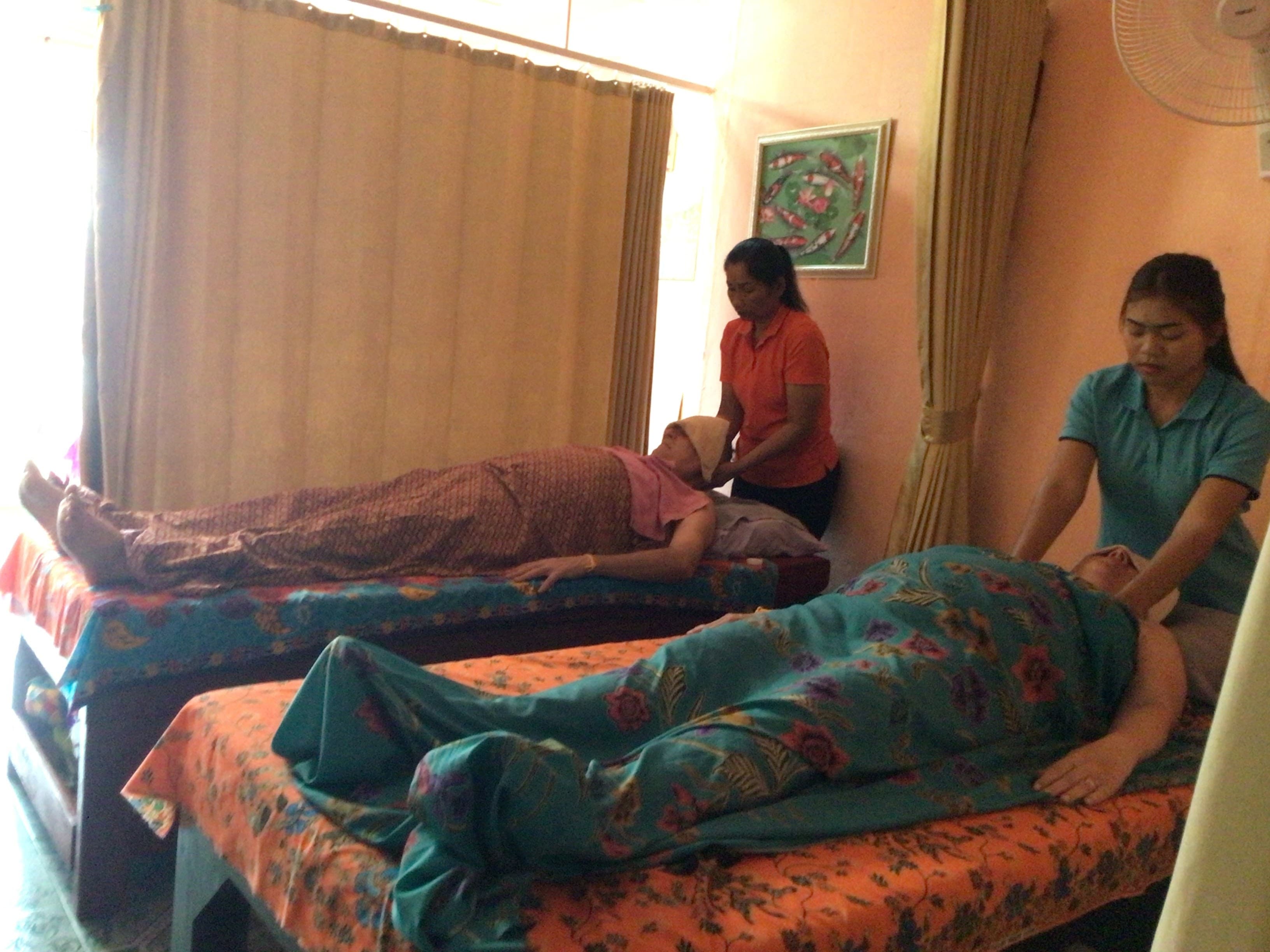Sabye sabye massage – นวดแผนไทย in Surat Thani