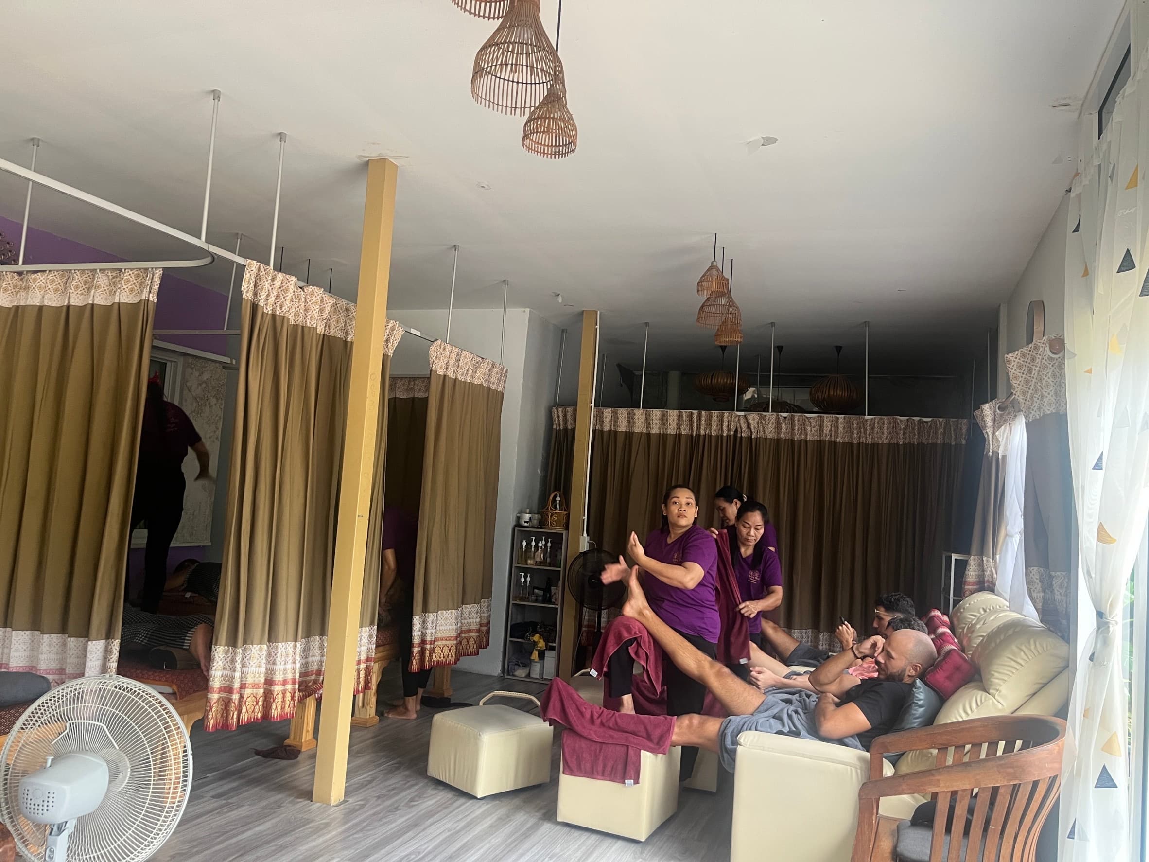Relex Thai Massage – นวดแผนไทย in Koh Phangan