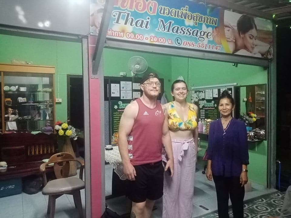 ภาพ 3 ของ ร้านใบทองนวดเพื่อสุขภาพ