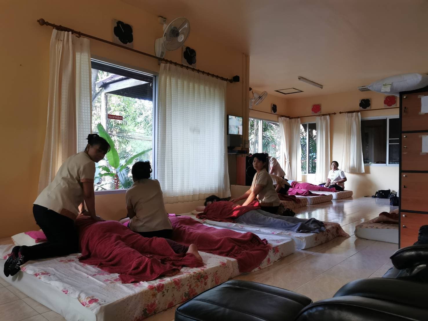 ภาพ 2 ของ Thai Massage Centre (ศูนย์ส่งเสริมอาชีพกลุ่มนวดแผนไทย)