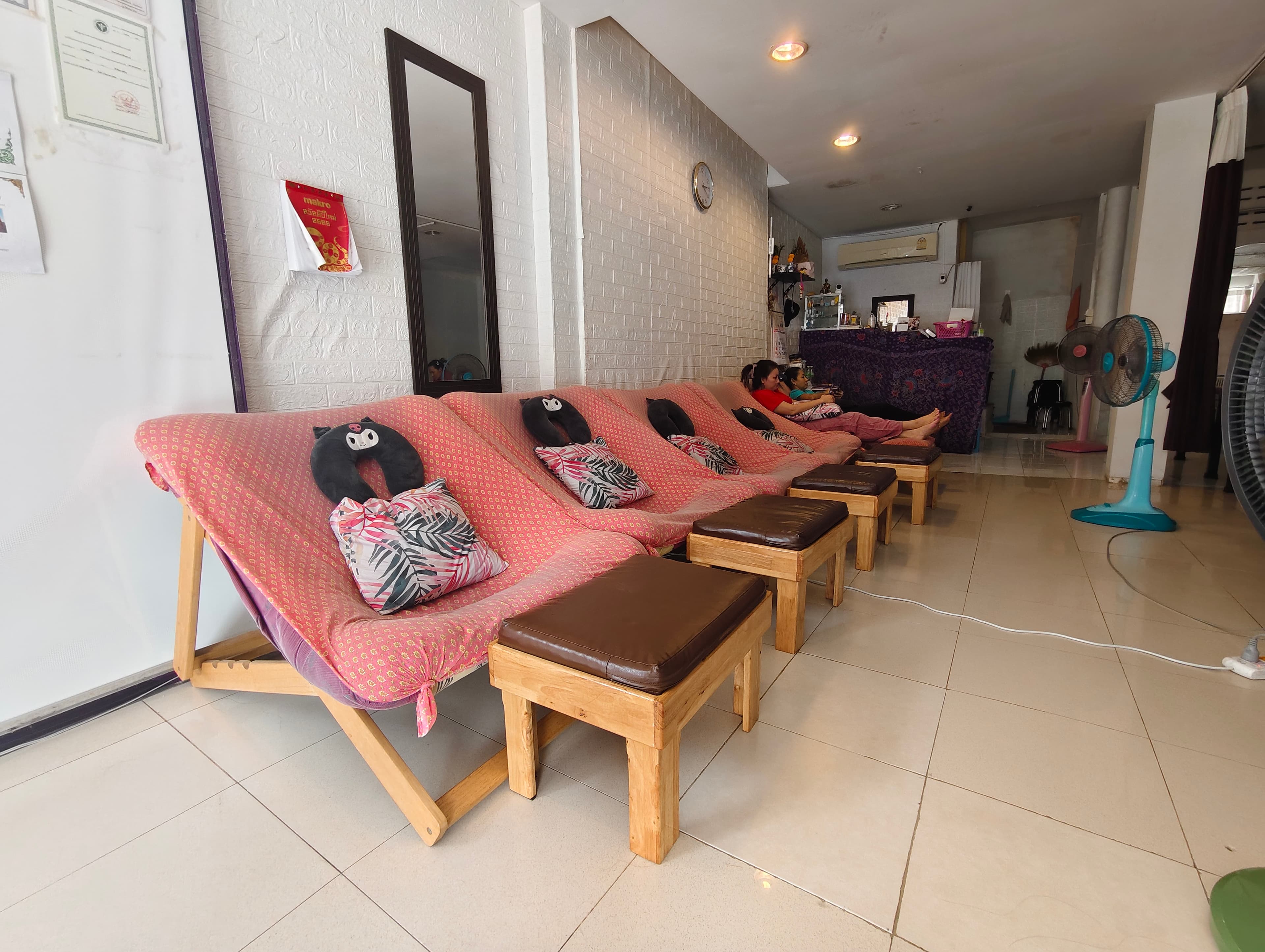 Patcharakorn Health massage 2 – นวดแผนไทย in Surat Thani