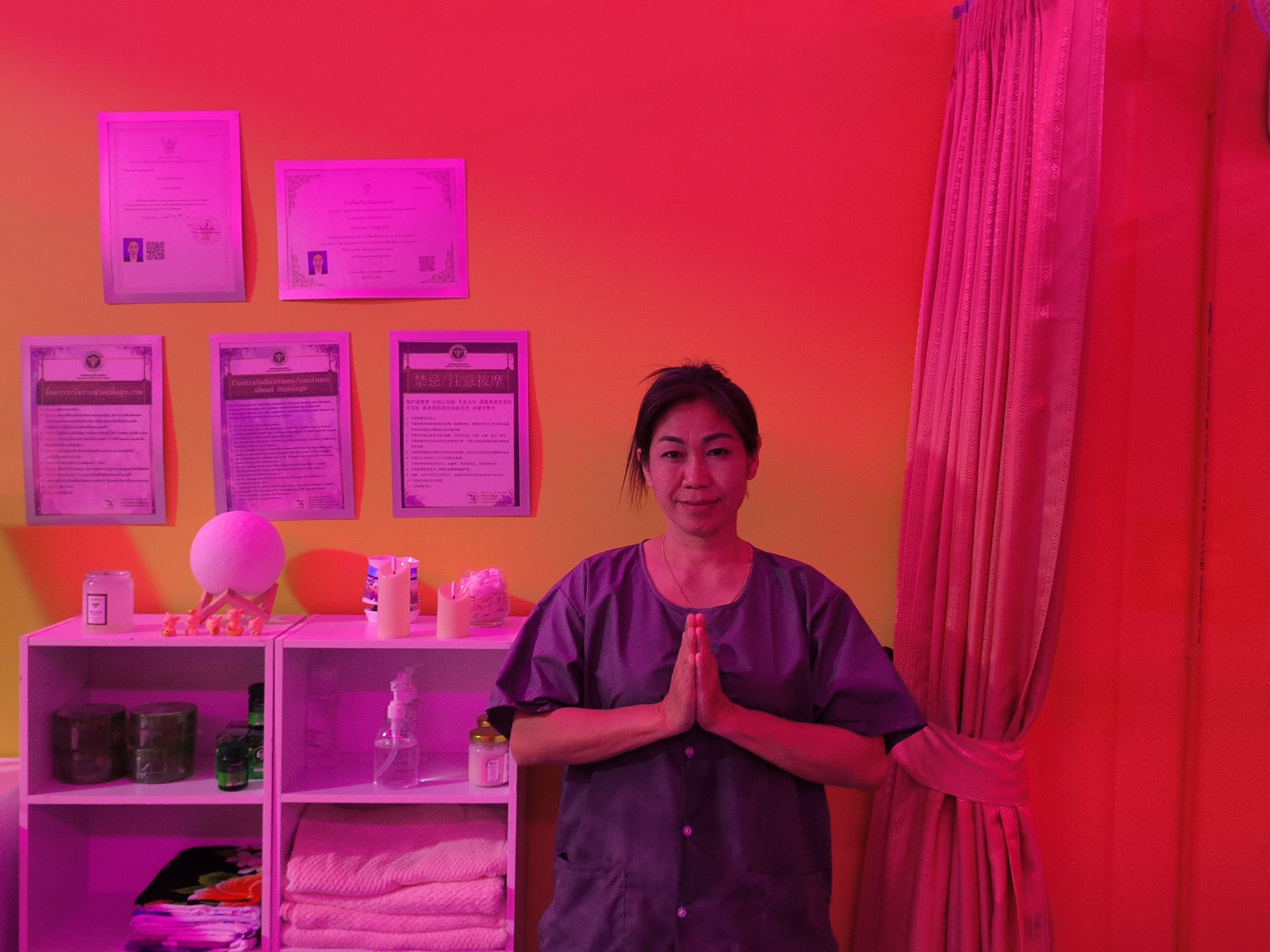 ภาพ 2 ของ Chalita health massage