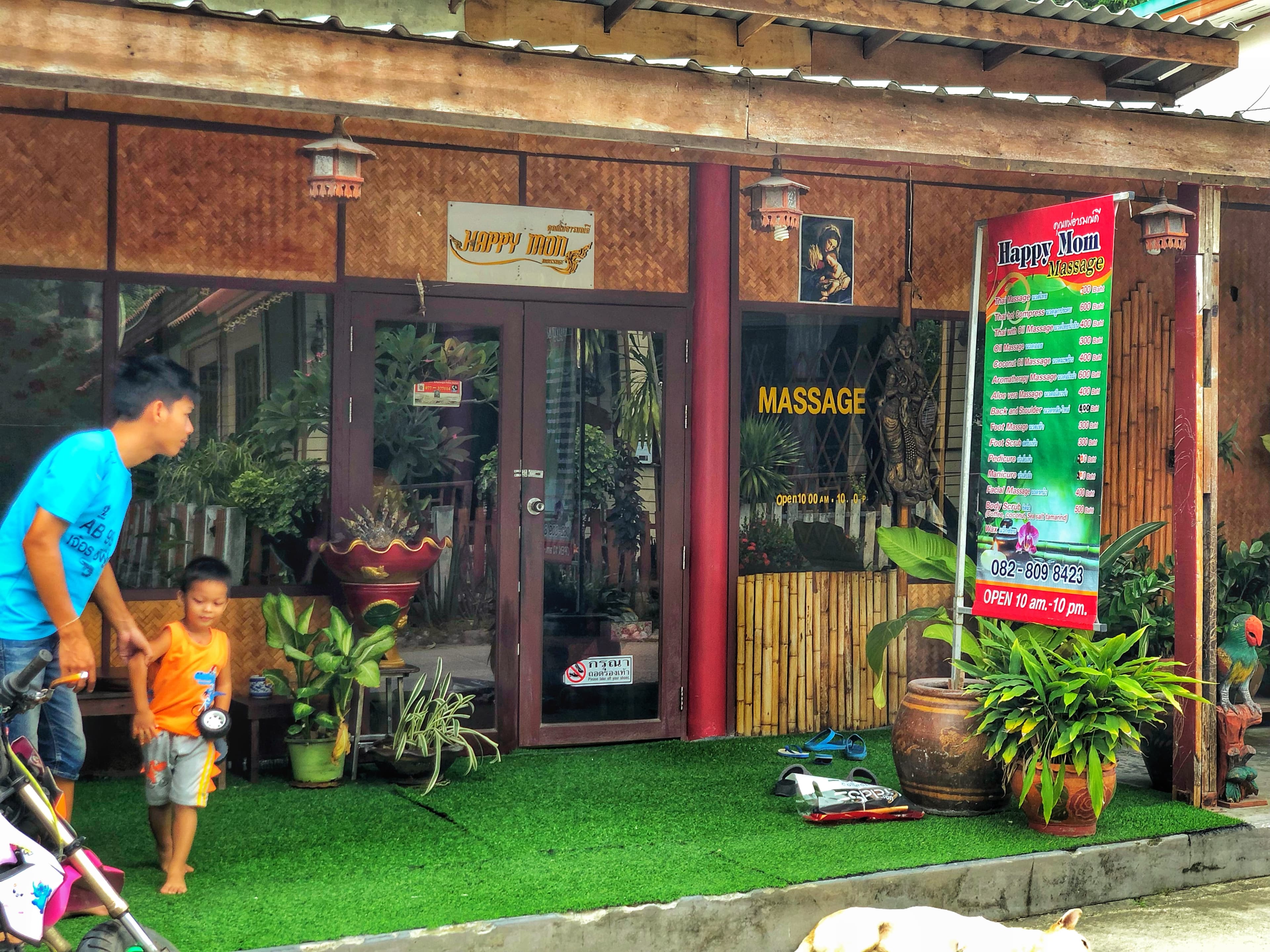 Happy Mom Massage – นวดแผนไทย in Surat Thani