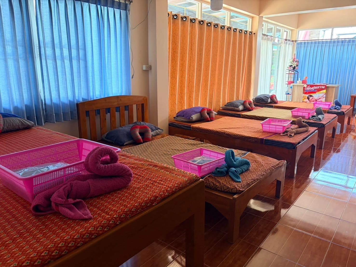 ภาพ 2 ของ ลูกศรนวดแผนไทย-LUKSORN THAI MASSAGE
