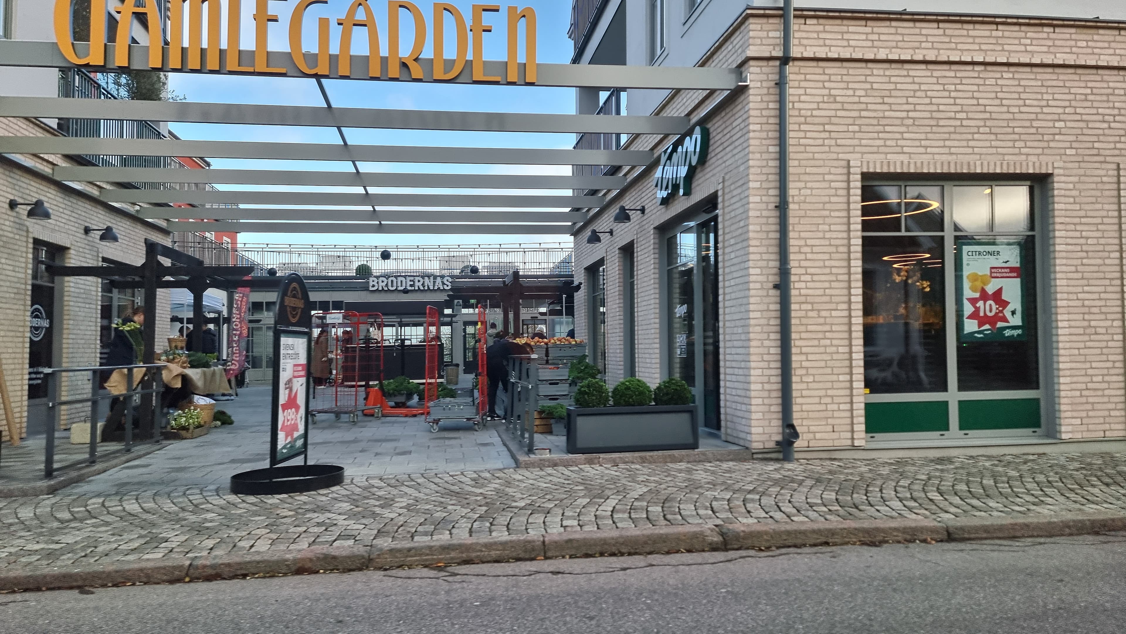 Foto 2 av Phims Klinik