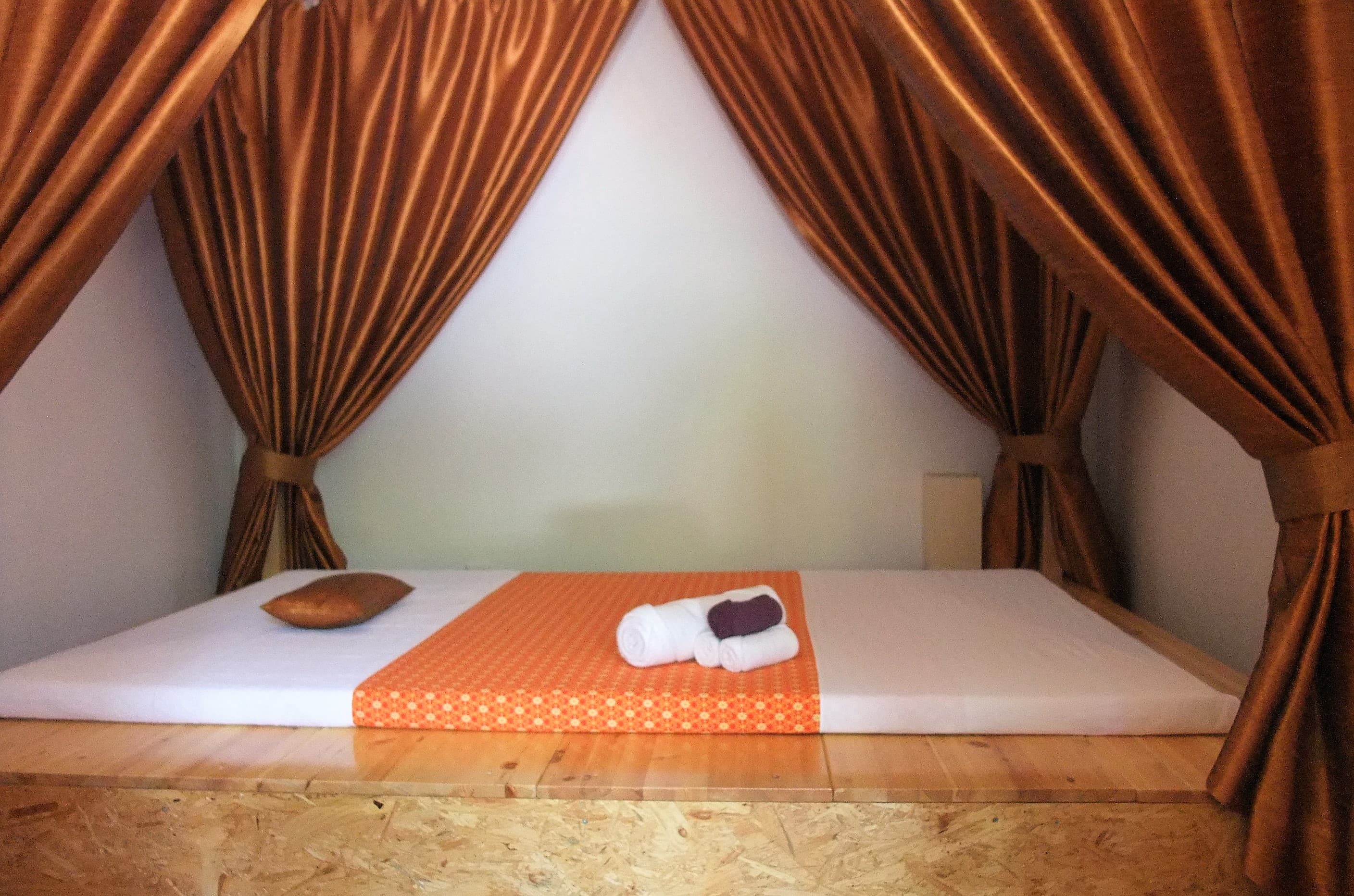 Ariya traditionelle thailändische Massagetherapie, Philippe Redlich – Thai Massage in Leimen
