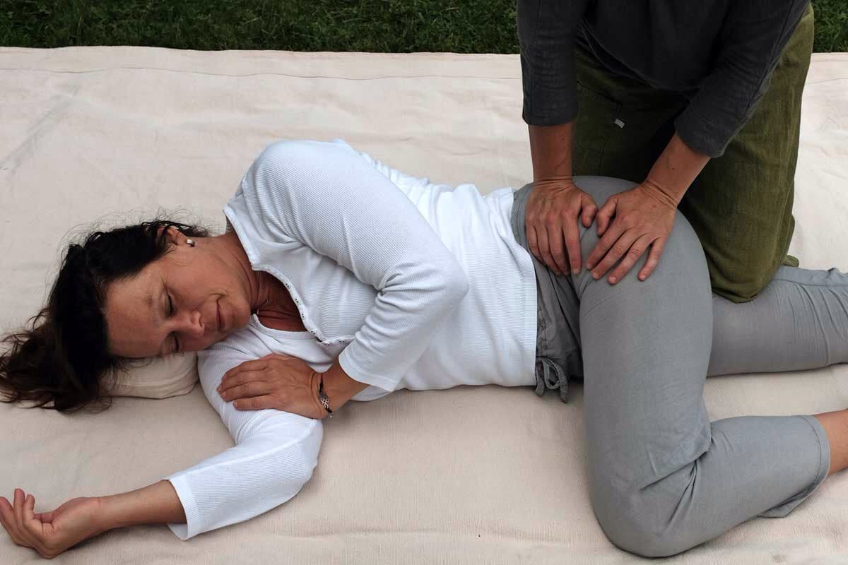 Mix of Thai Massage, Osteothai, Cranio, Ilan Lev Methode – Thai Massage in München