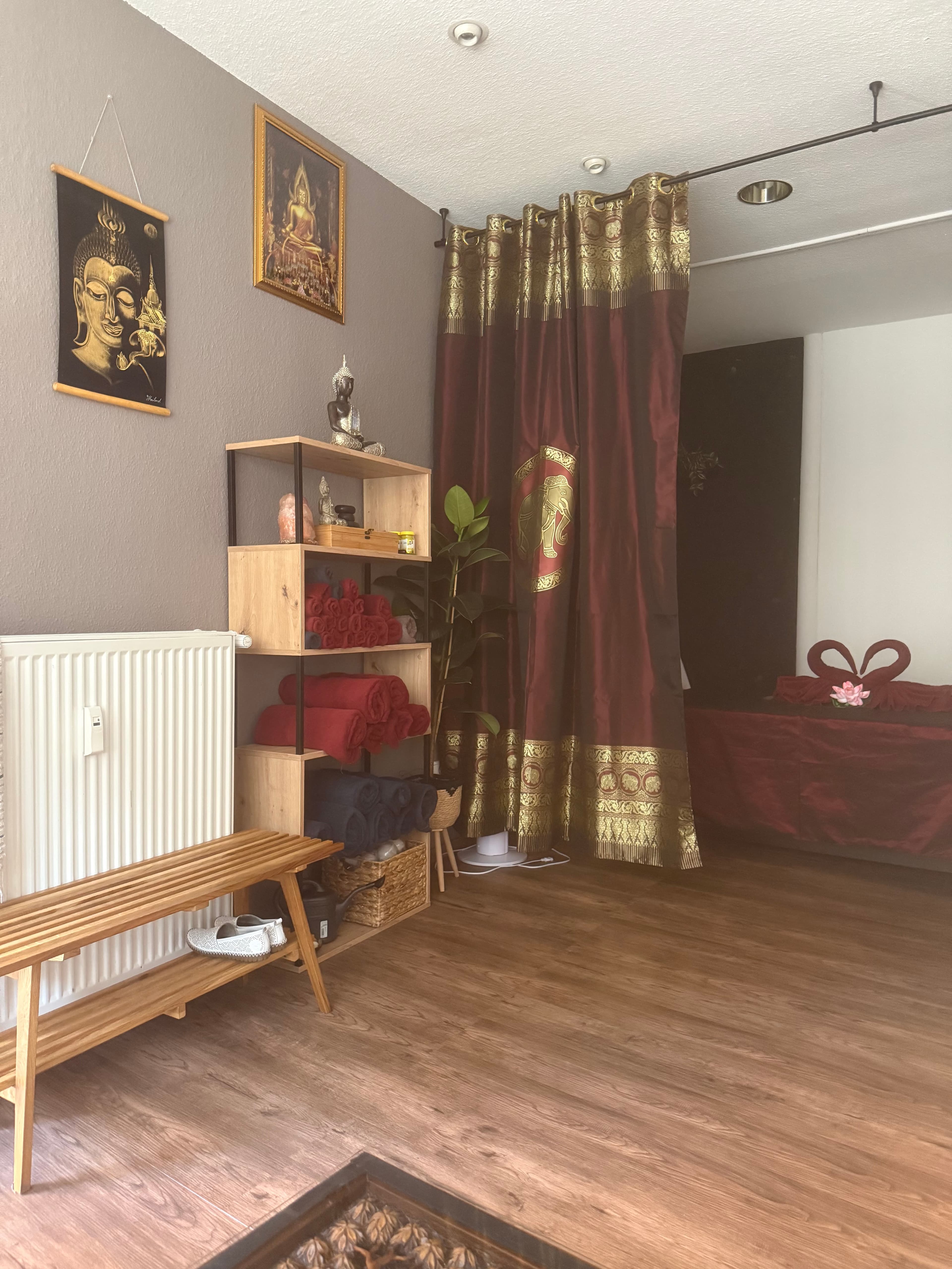 Sabaijai Thaimassage "Emi" Pattarasuda Schaub – Thai Massage in Würzburg