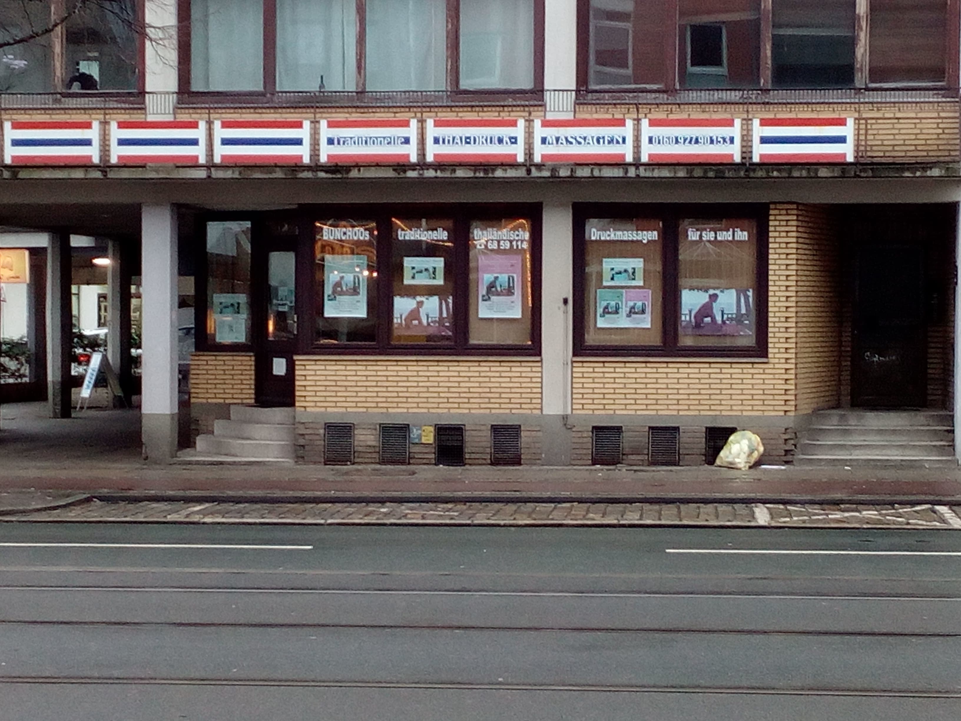 Bunchoo-Traditionelle Thai Druckmassage – Thai Massage in Bremen