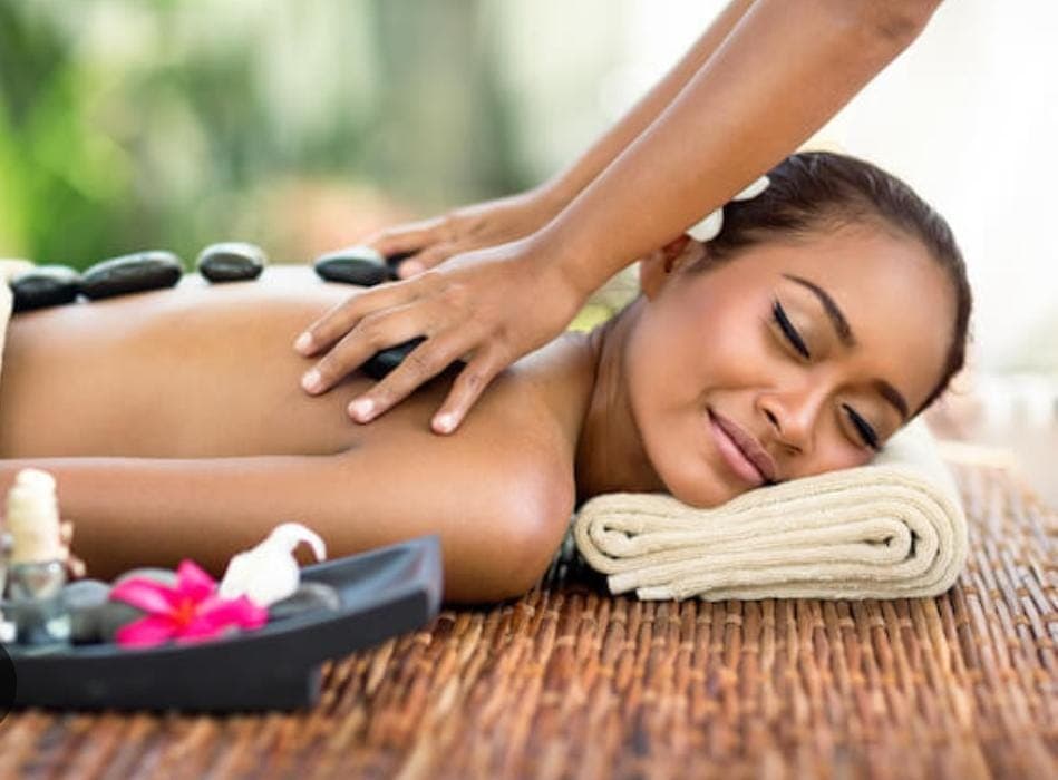 Foto 2 von Traumoase bei Gül, Massage Wellnessmassagen ,, Thaimassage & Energetische Behandlung/ Spa, Whirlpool, Head Spa
