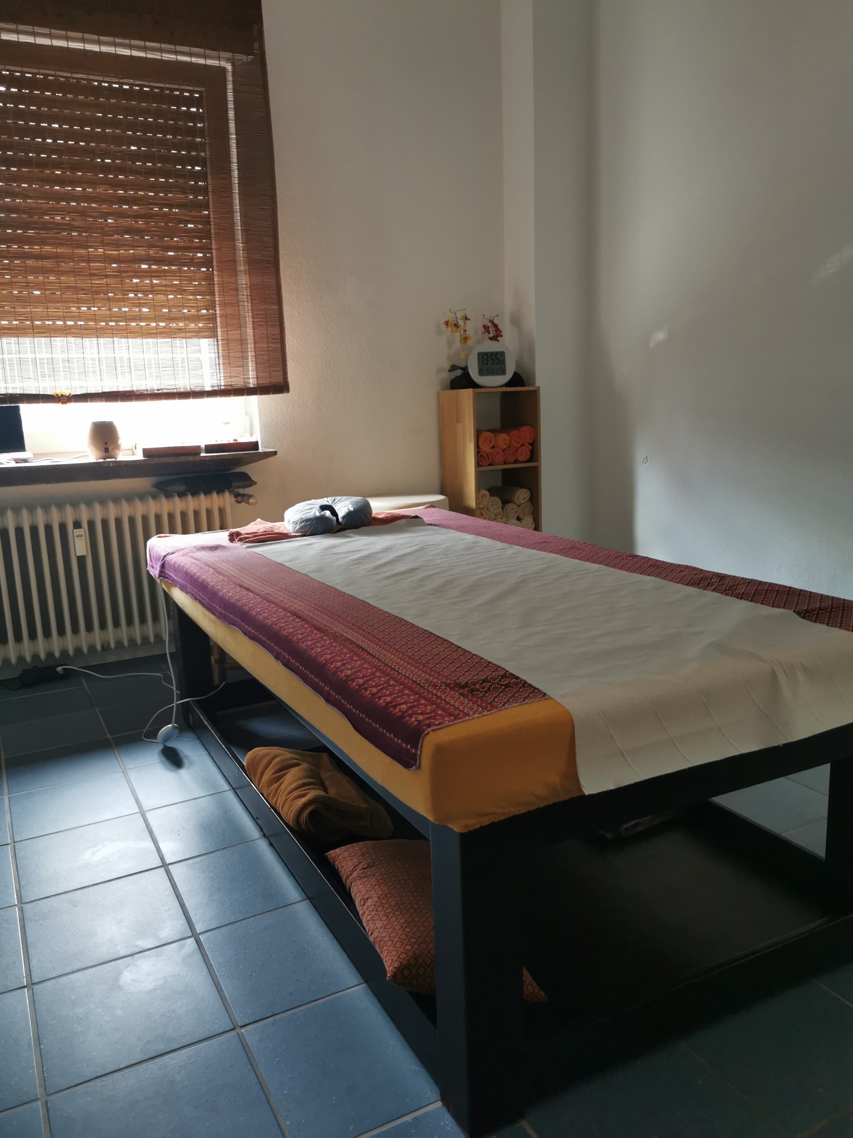 Foto 3 von Thai World Massage Aachener Str. 1186 Köln Weiden