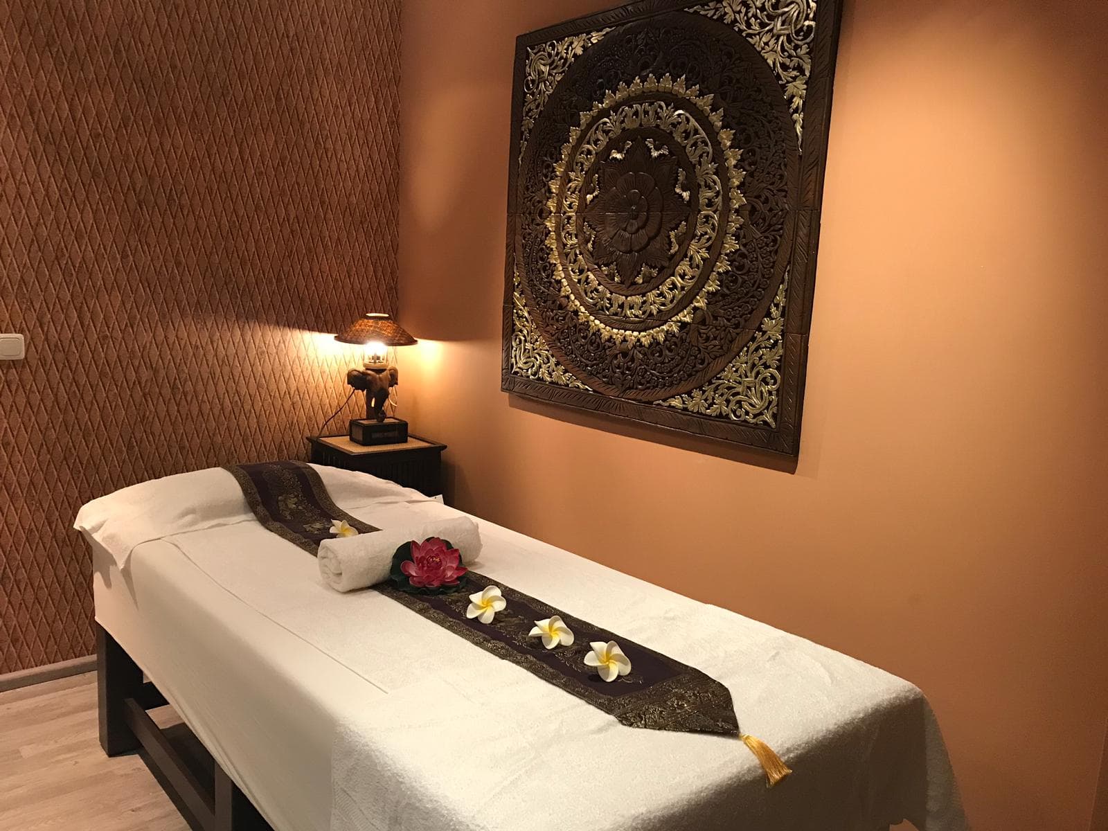 Napa Royal Thaimassage – Thai Massage in Essen
