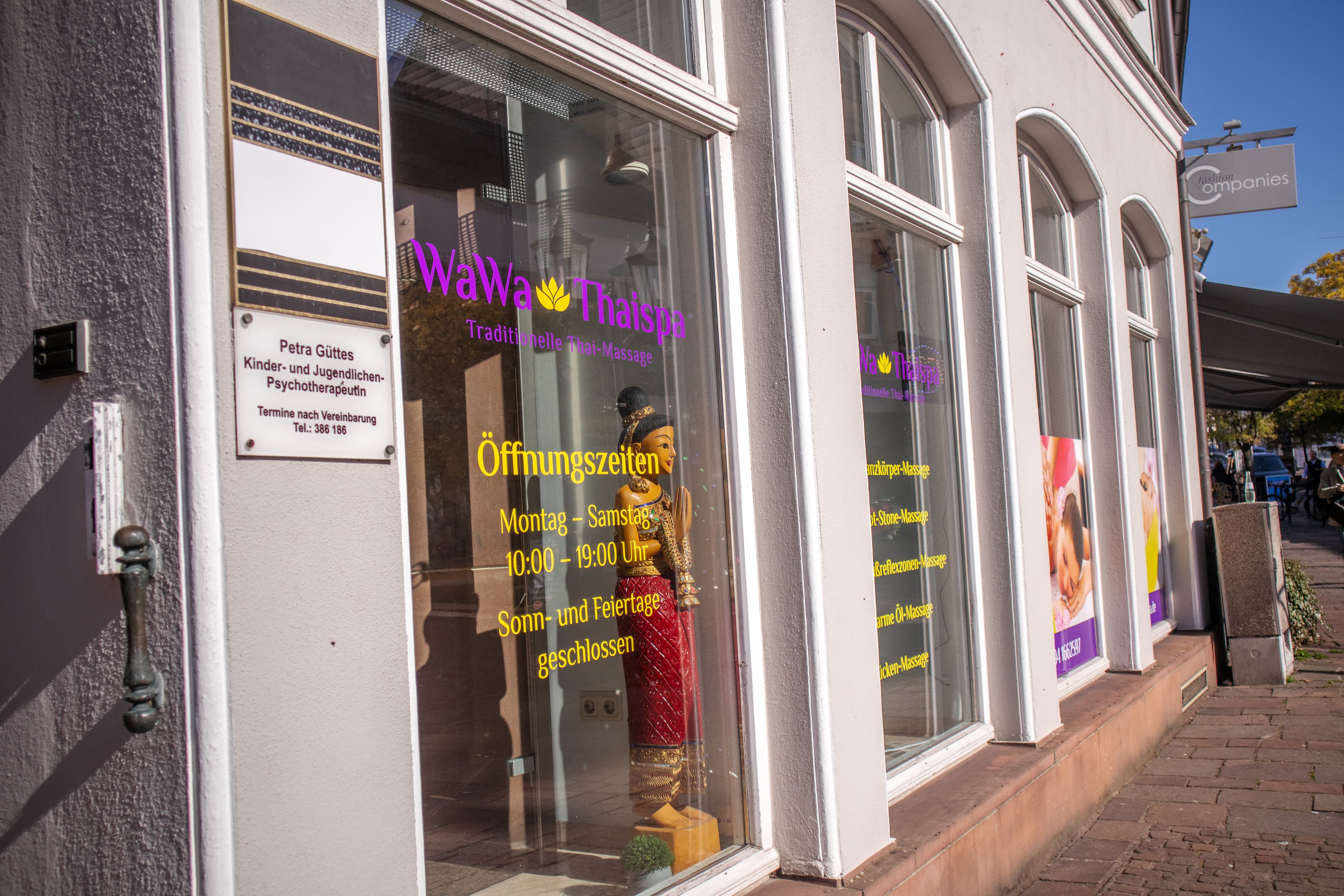 Foto 3 von Wawa Thaispa