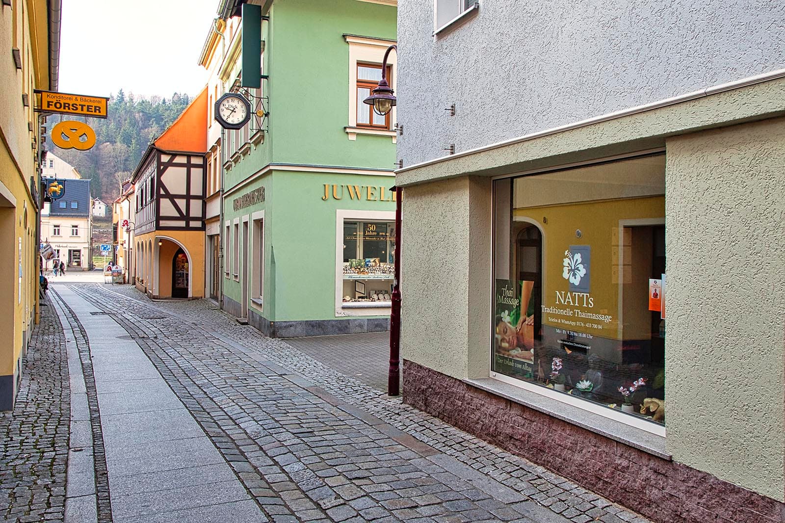 NATTs​ Traditionelle​ Thaimassage – Thai Massage in Dresden
