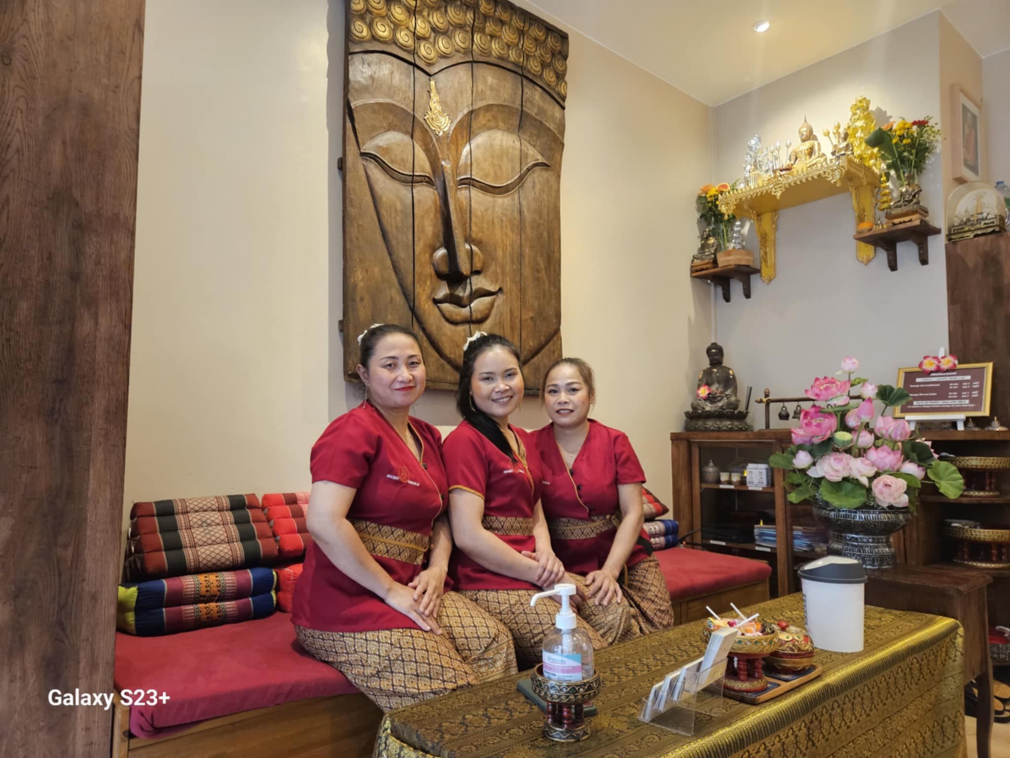 Photo 3 de SINGJAN SABAIKAYA massage thaï paris 18
