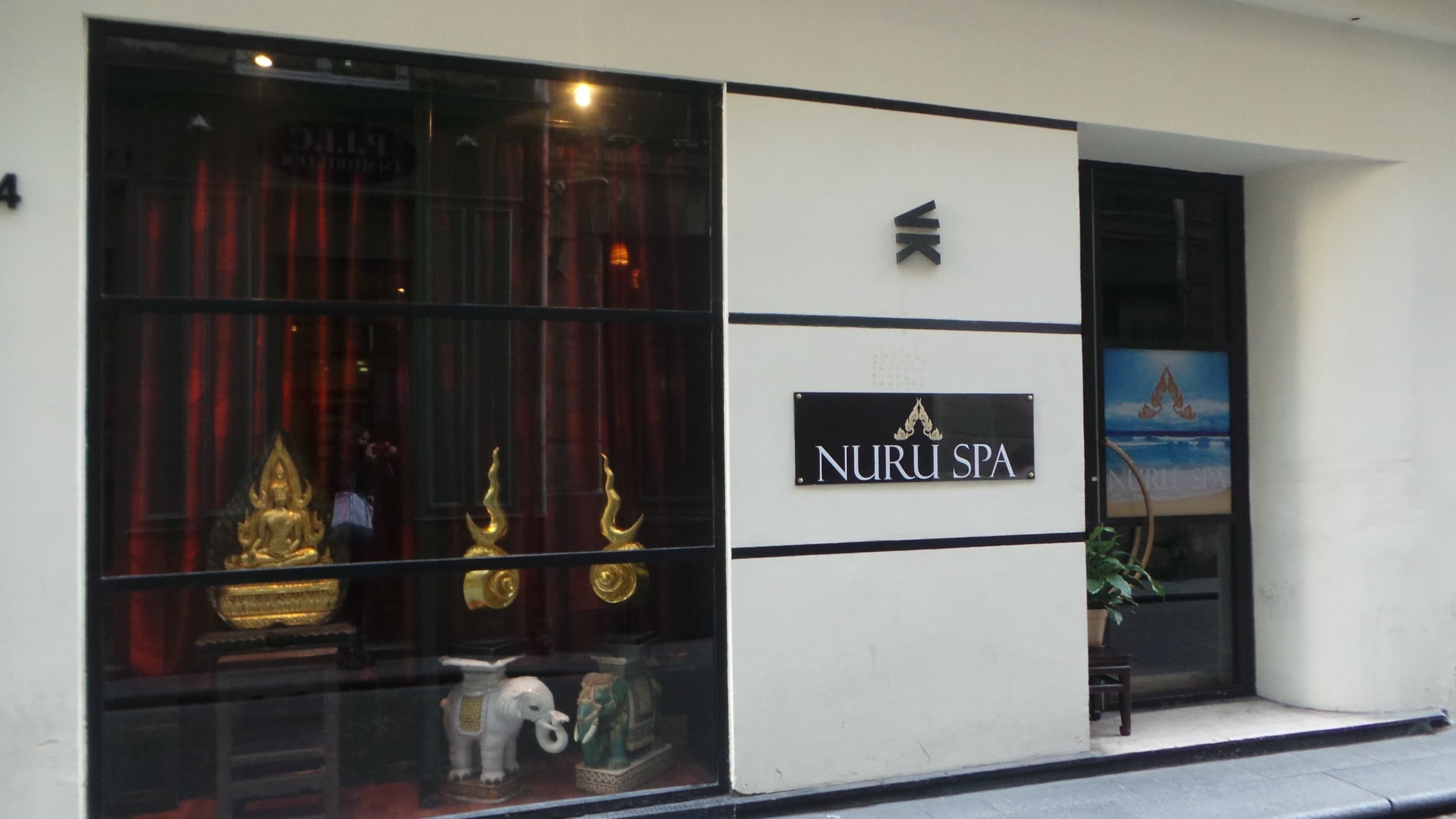 Photo 3 de Nuru Spa - massage naturiste Paris 2