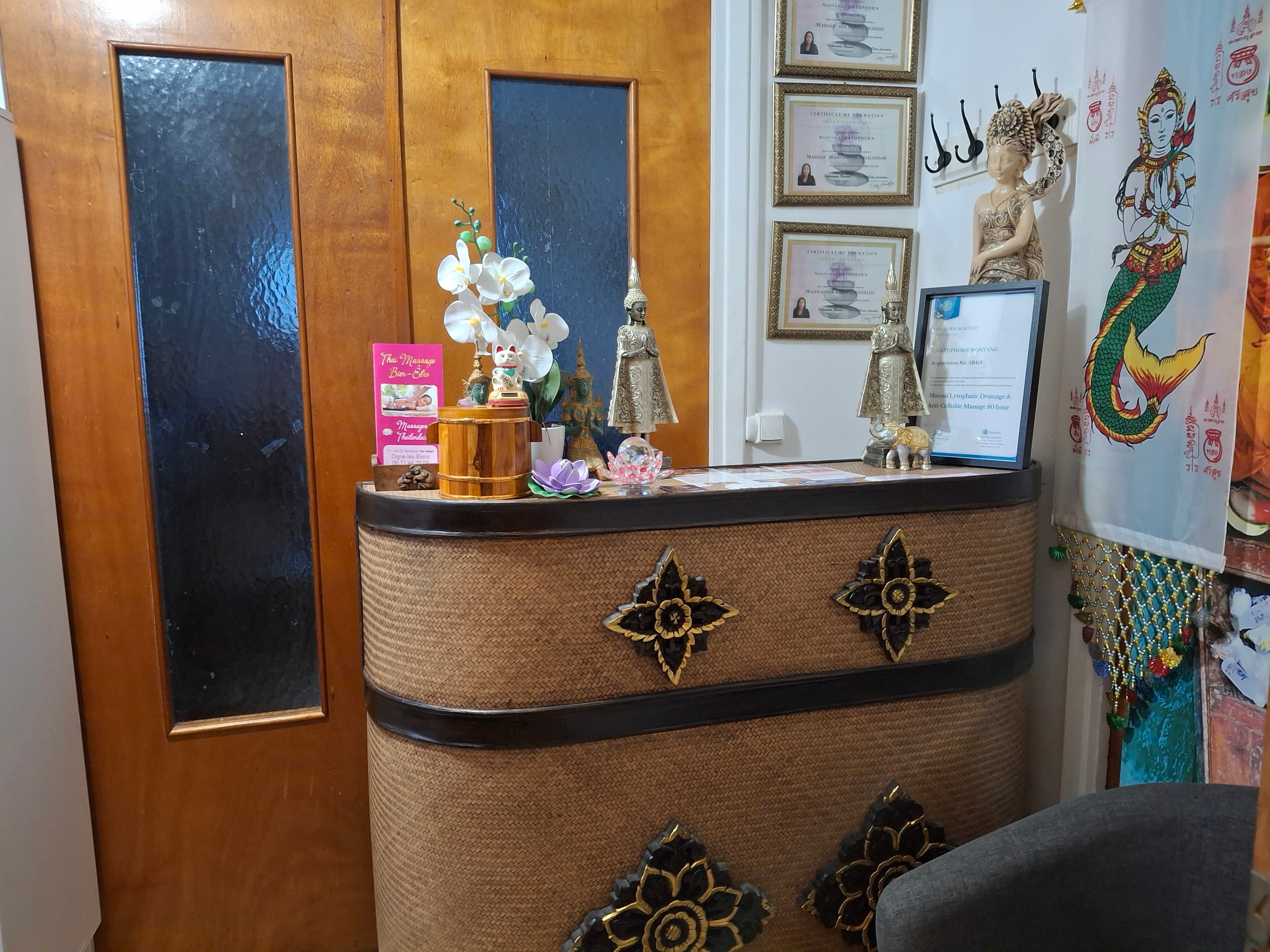 Photo 3 de Thaï massage bien-être Oraison 04700