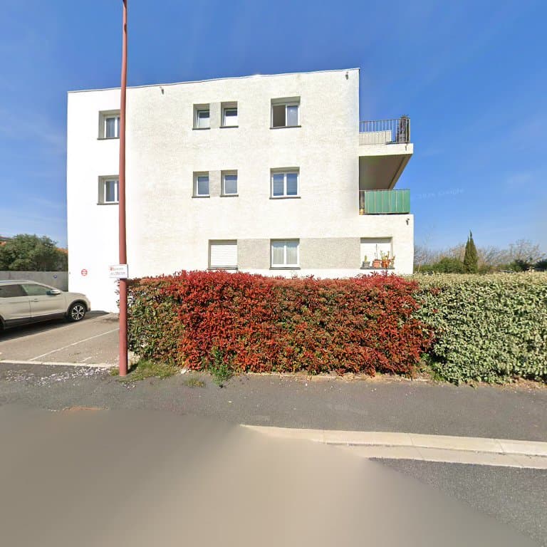 Eir Navi – massage thaï in Perpignan