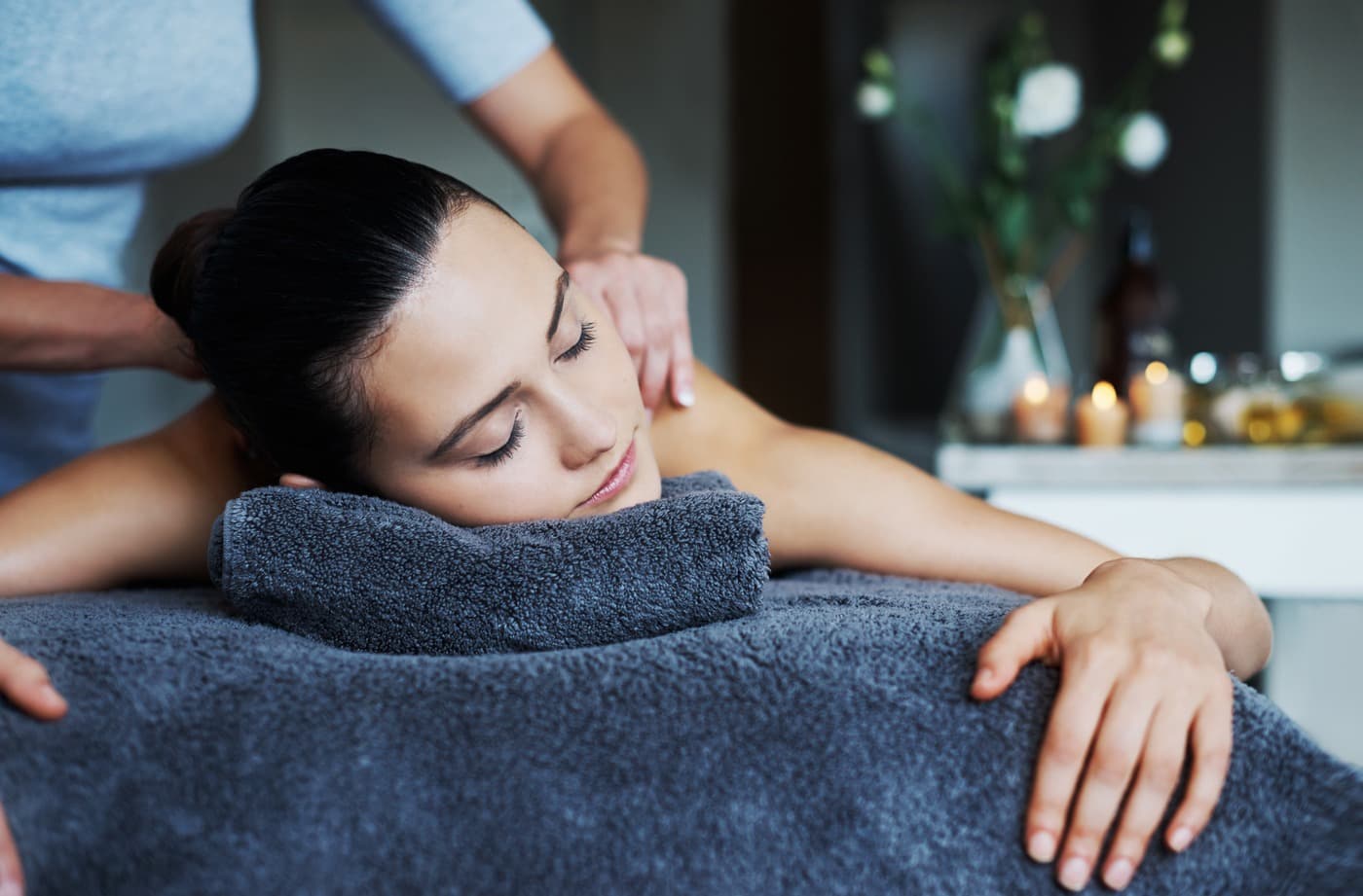 Parfum de Lys massage naturiste 75016 – massage thaï in Paris