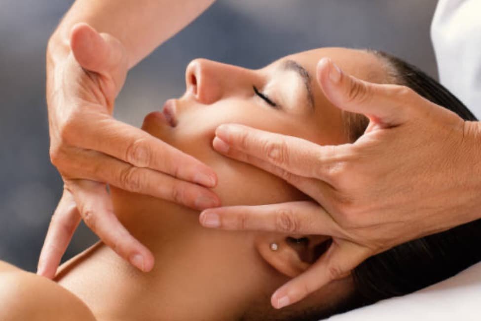 Sophia SLIM : Massage, Réflexologie, Shiatsu, Kobido, Drainage. – massage thaï in Toulon