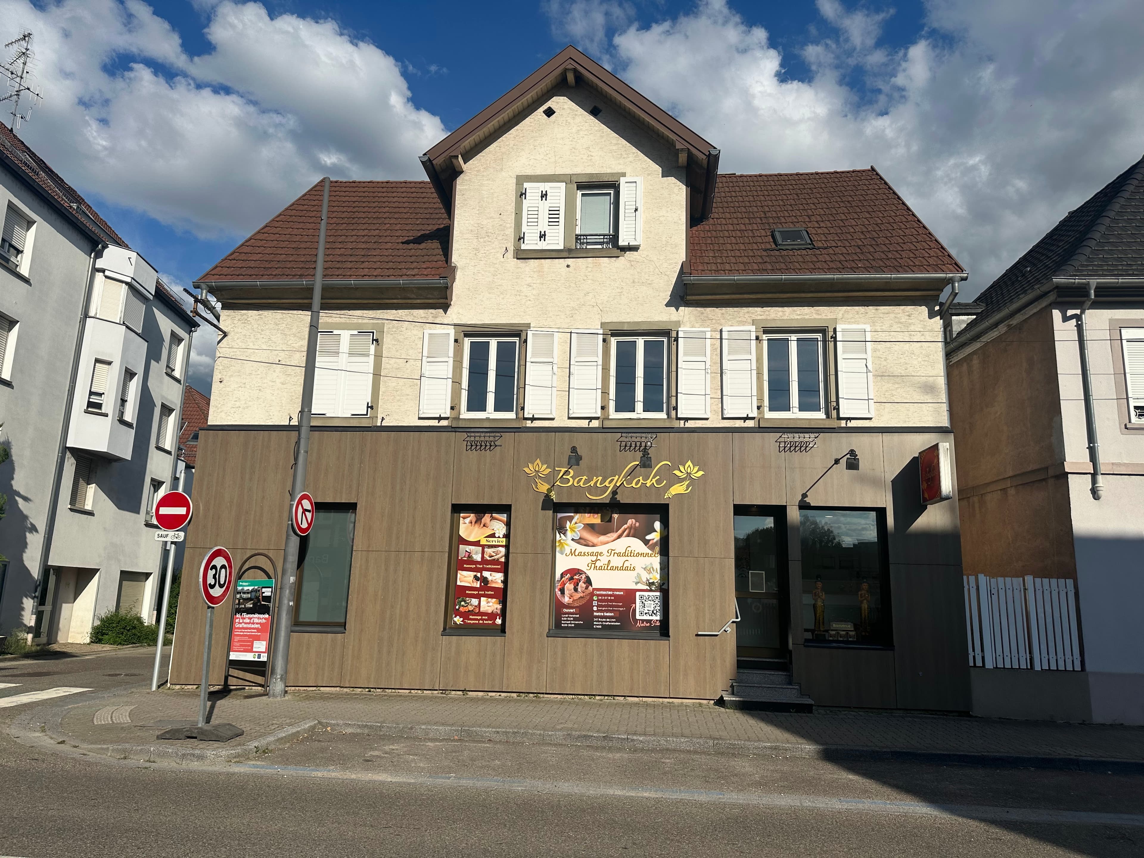 Bangkok thai massage – massage thaï in Strasbourg