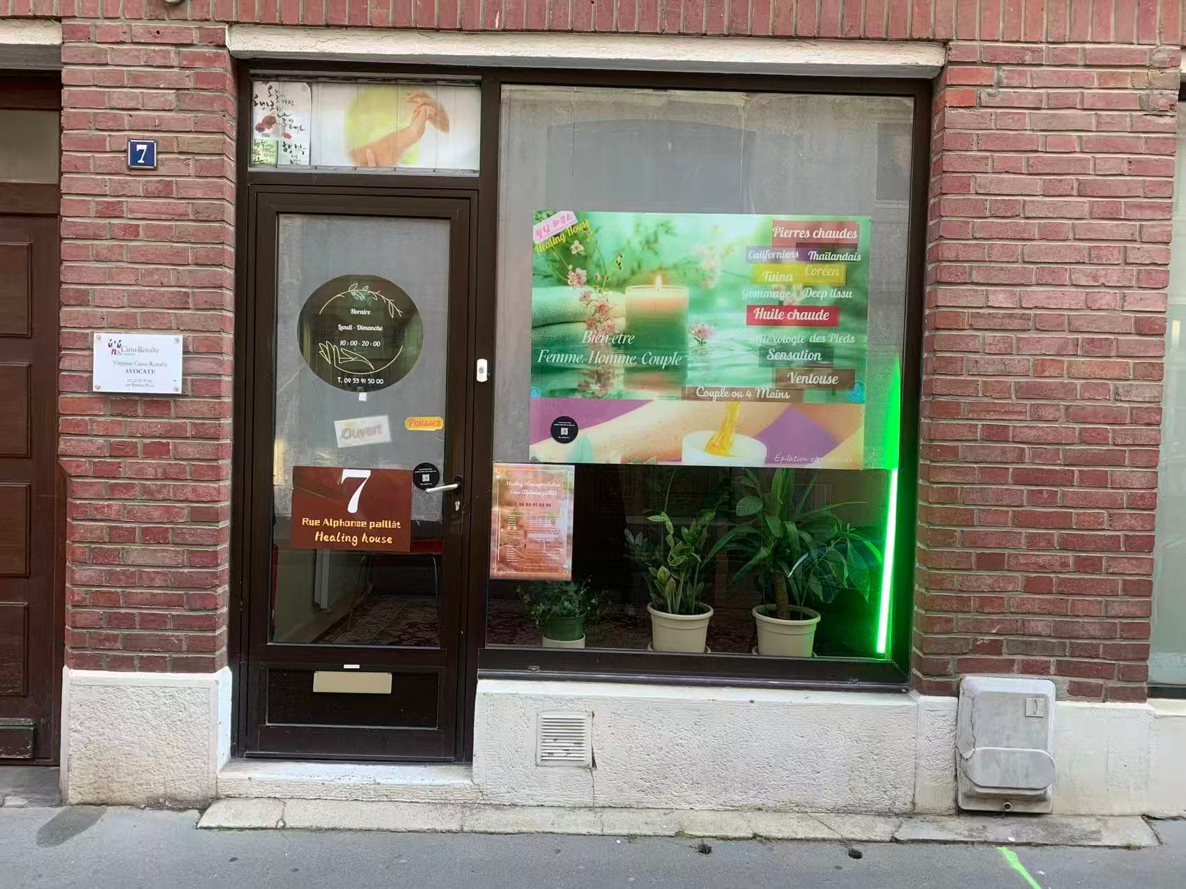 Photo 3 de ORCHIDEE ROUGE - Massage Amiens 80000