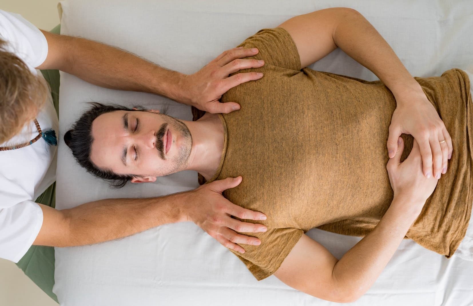 Foto 3 von Manual Therapy in Zürich (Kreis 4): medizinische Massage, Craniosacral Therapie, Thai Massage, Chi Nei Tsang.