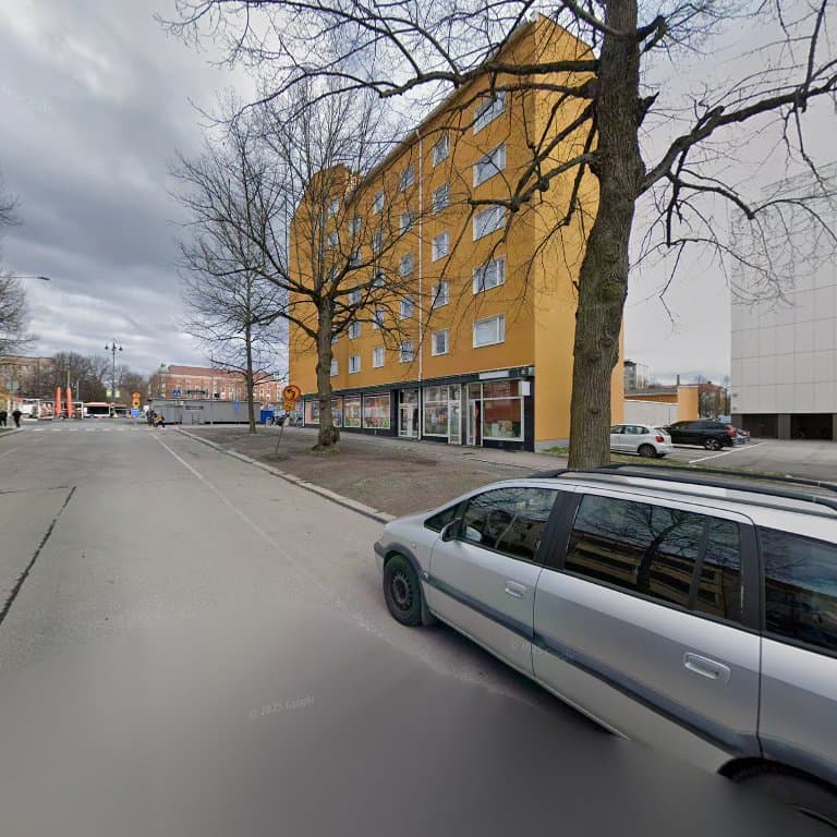 Kuva 2: Thaihieronta väinölänkatu 8C