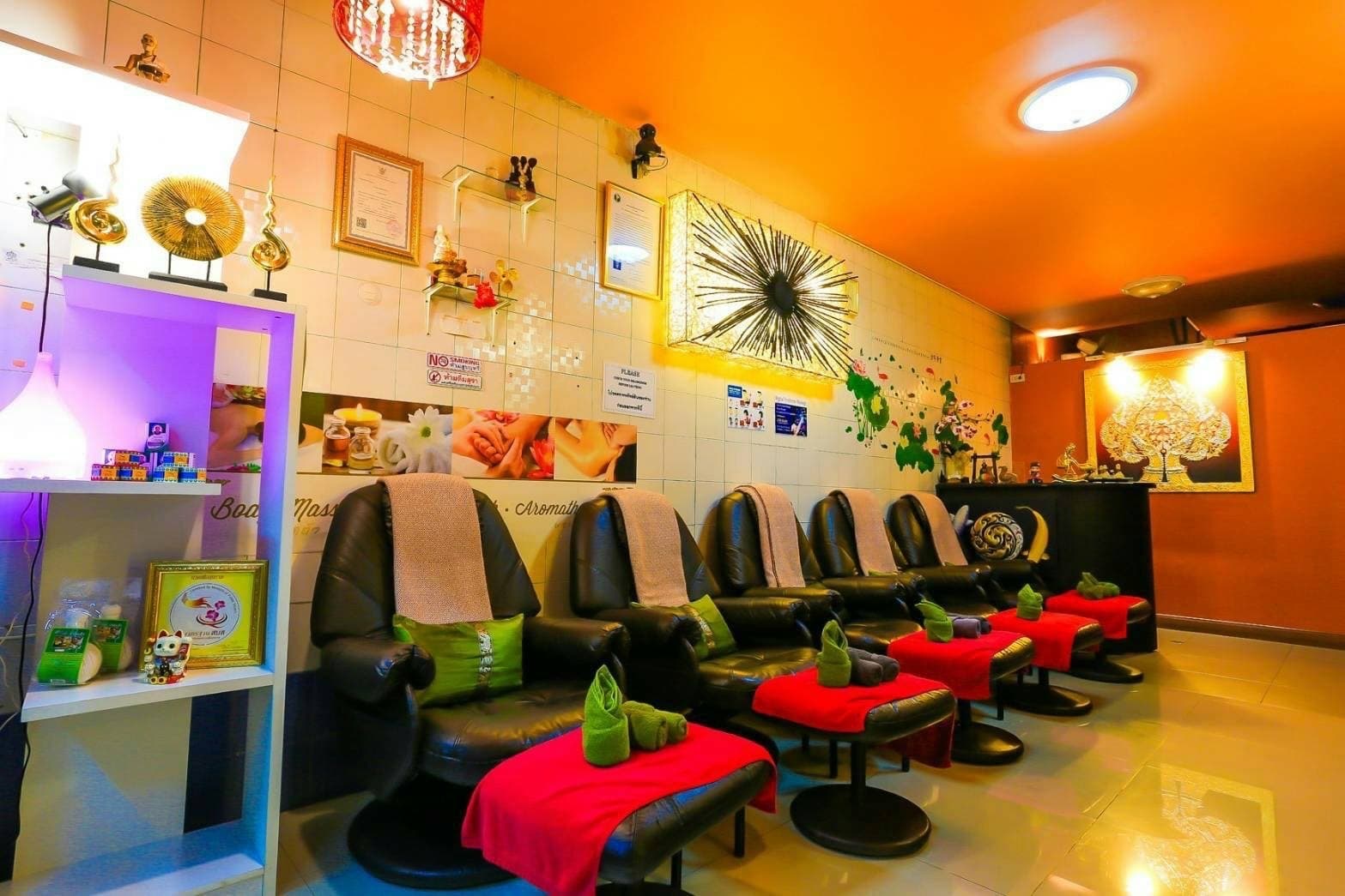 ภาพ 2 ของ Baan House Massage