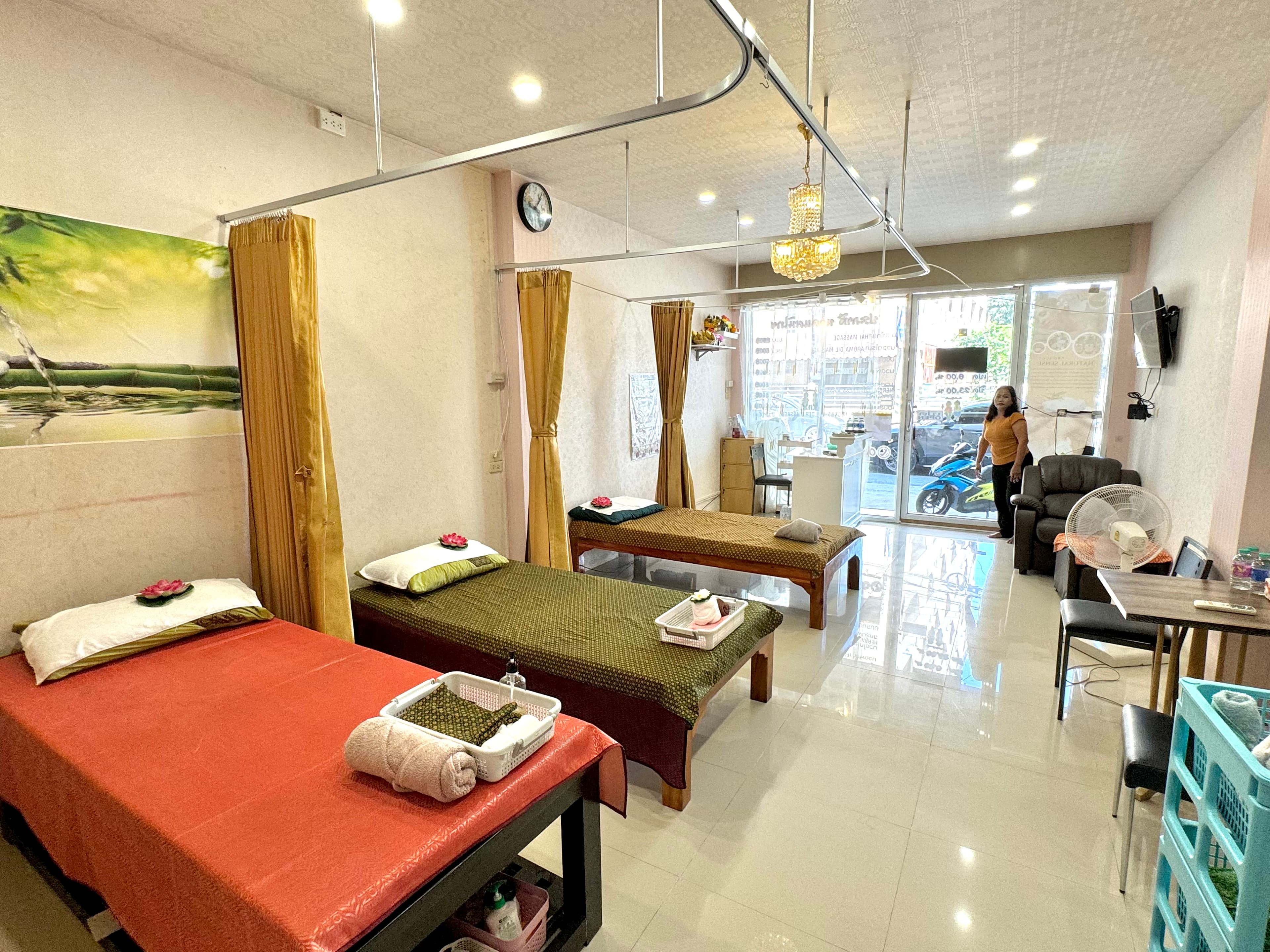 ภาพ 3 ของ Thai massage Prakrasi (ประกาสี นวดแผนไทย)